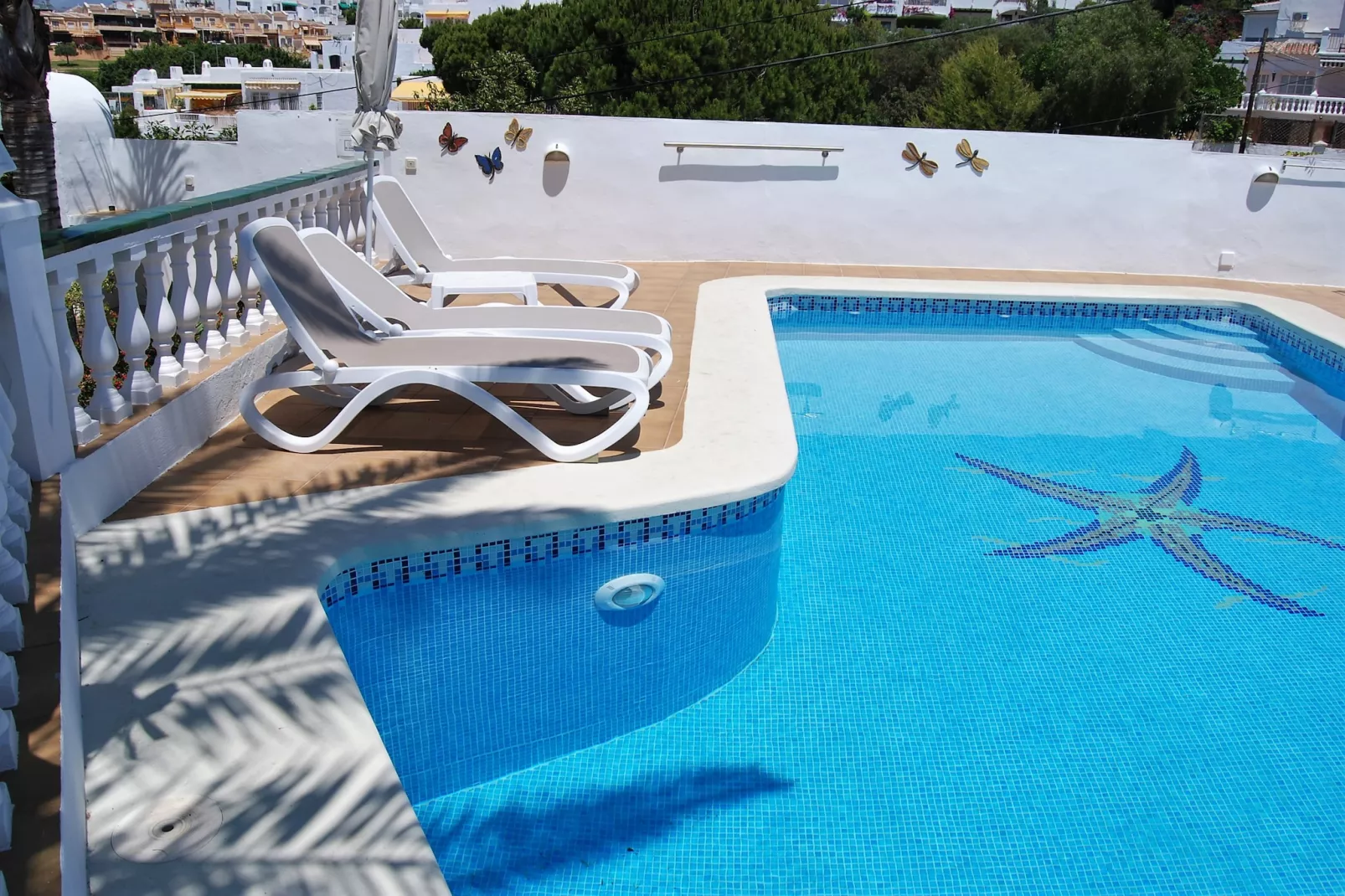 Villa Sandra Top Floor Escape by Casasol-Swimming pool