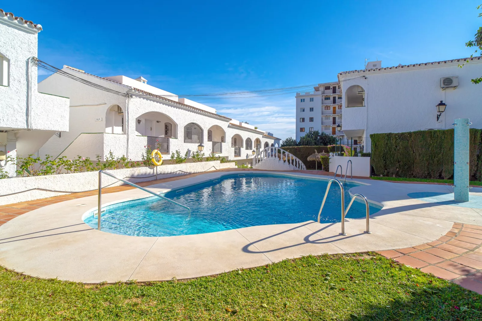 Verano Azul 27B by Casasol-Swimming pool