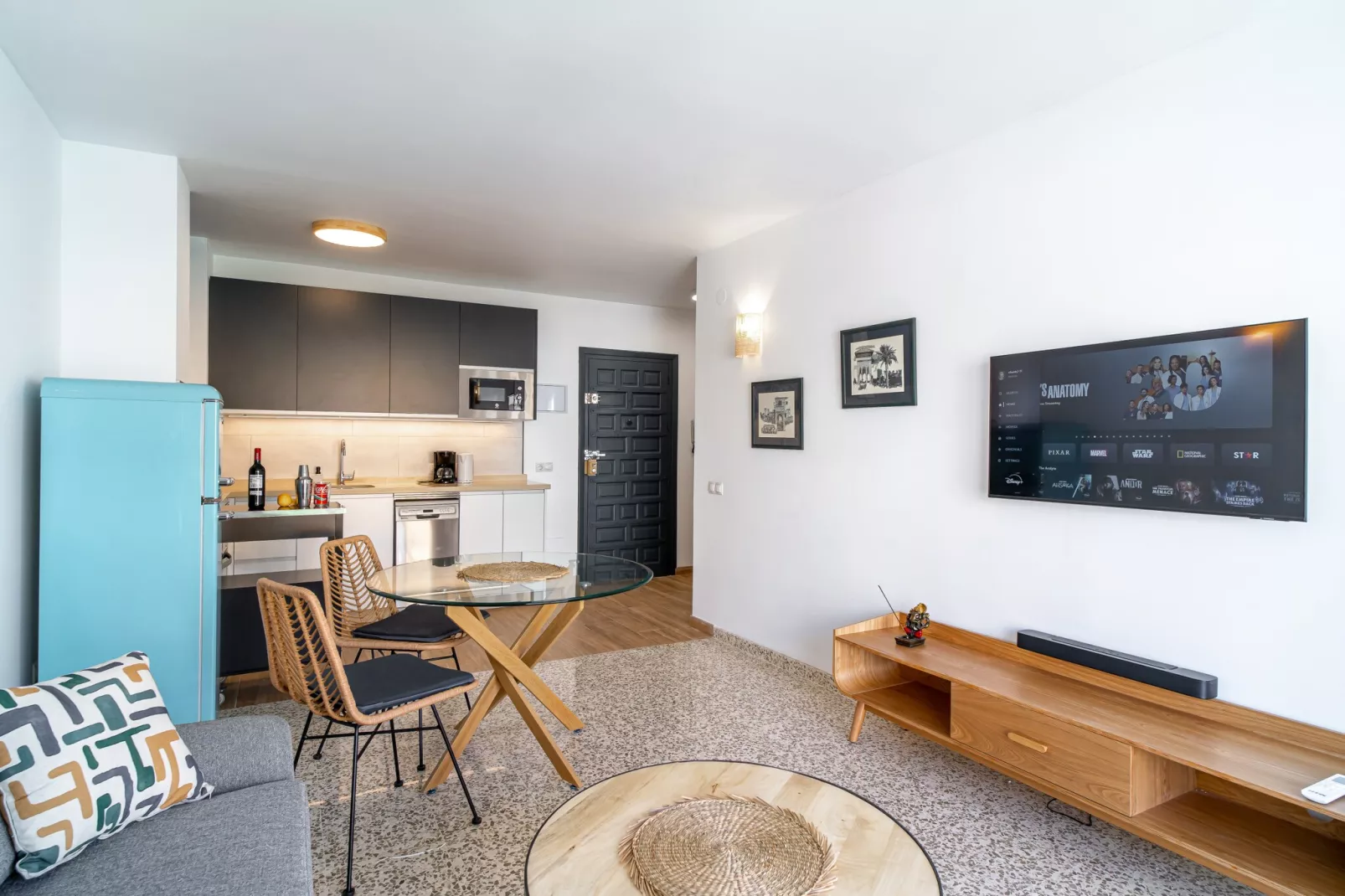 Albaida Seaview by Casasol-Living room