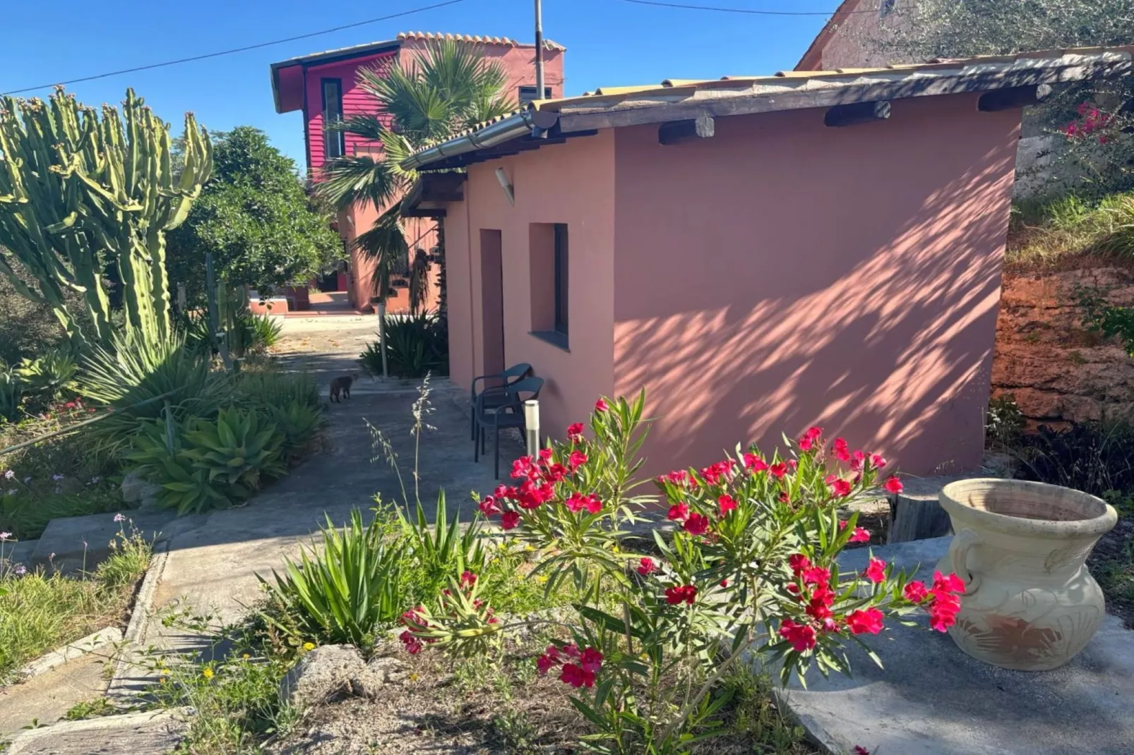 Casa Bellini 2-Exterior in summer