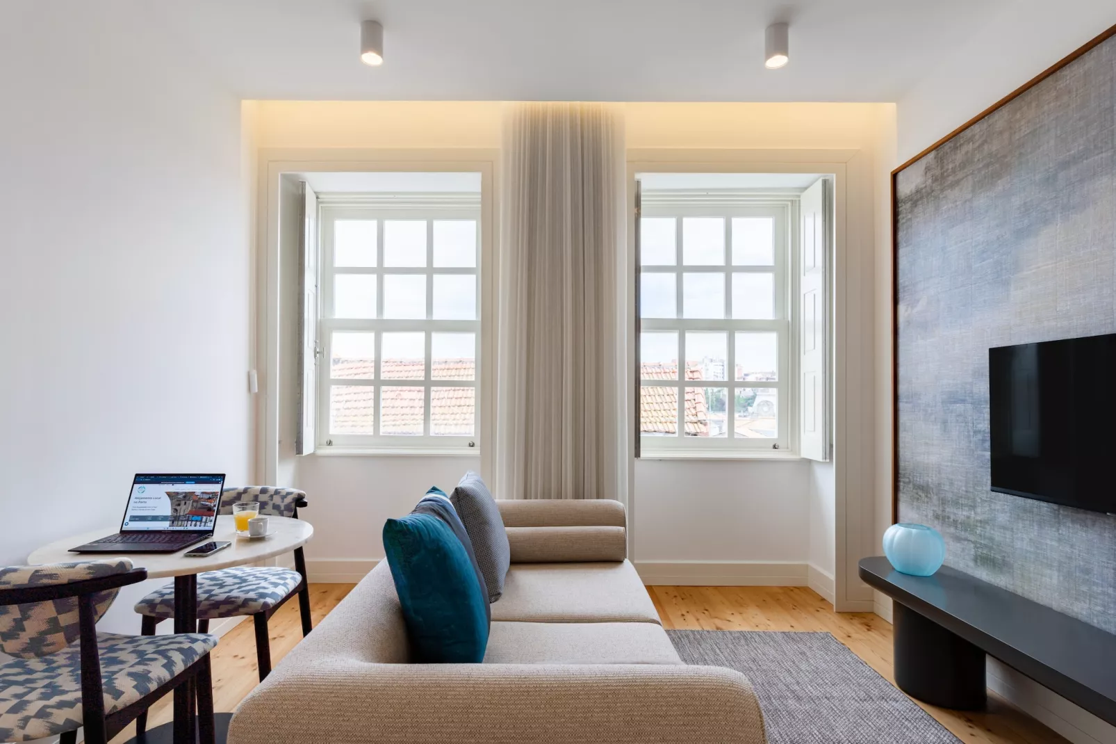 Feel Porto Clérigos Charm Flat 3.2-Wohnzimmer