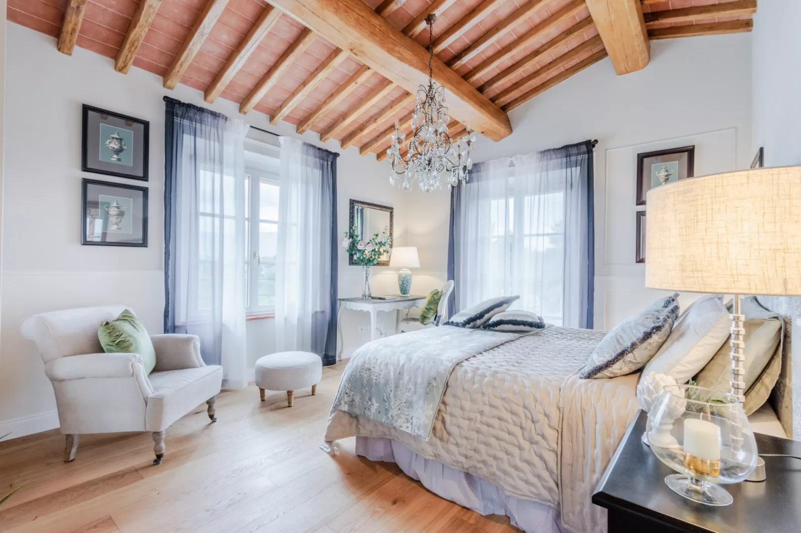 Villa Flora-Untagged