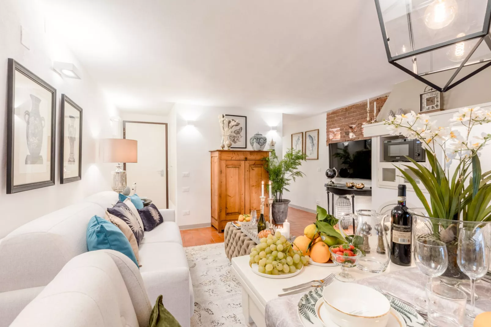 Casa Colosseum-Untagged