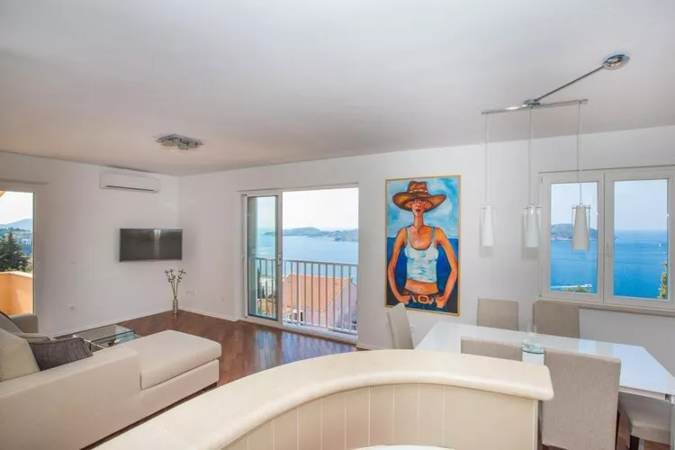 Apartments Nina - Two-Bedroom Apartment with Balcony and Sea View (Orašac)-Living room