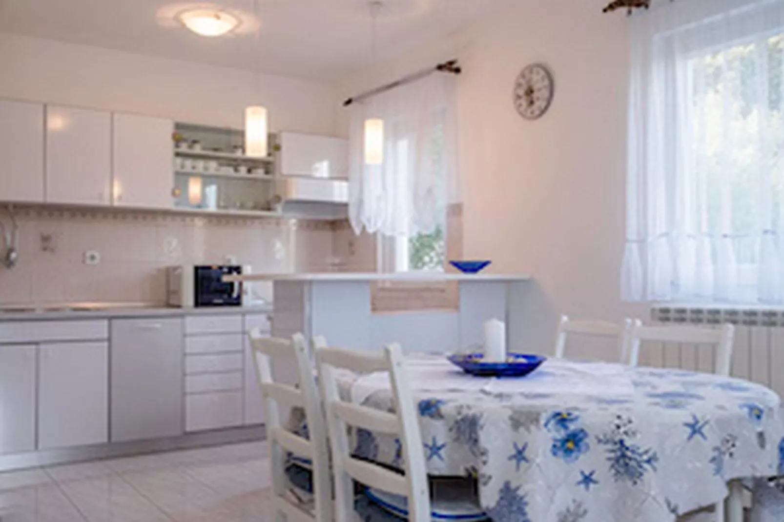 Apartments & Rooms Green Bay - Two Bedroom Apartment with Balcony and Sea View (APP 6)-Küche