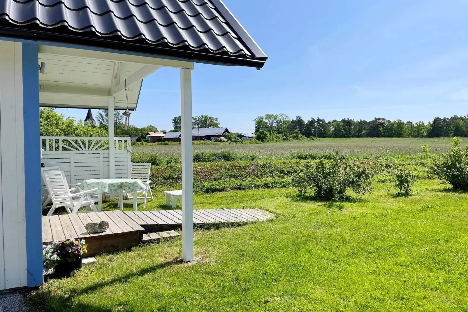 Charming Garden Cottage in Levide-Outdoor