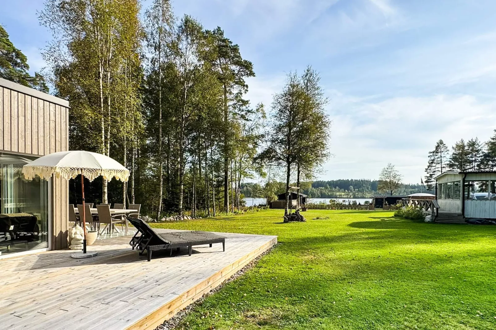 4 Sterne Ferienhaus in Hestra-Im Freien