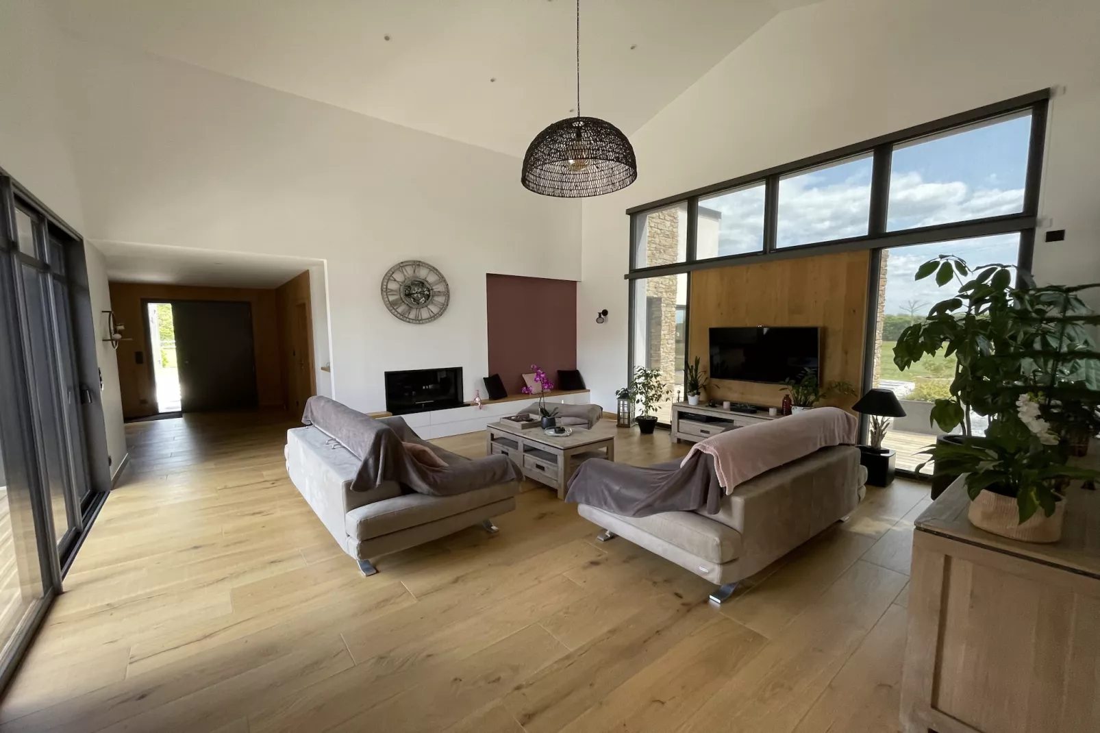 Le Yucca Spa - Jacuzzi - 8p - Rêve au Mans-Wohnzimmer