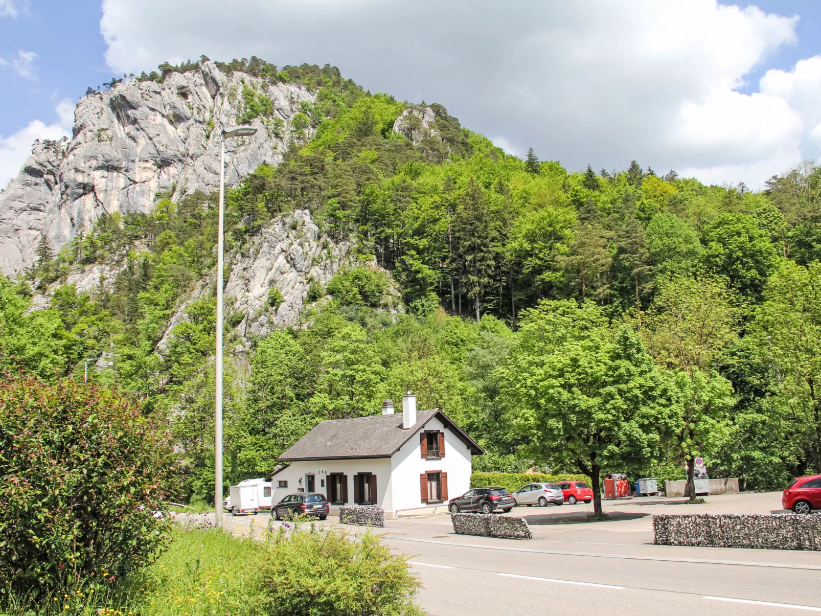 Maison des Gorges-Outside