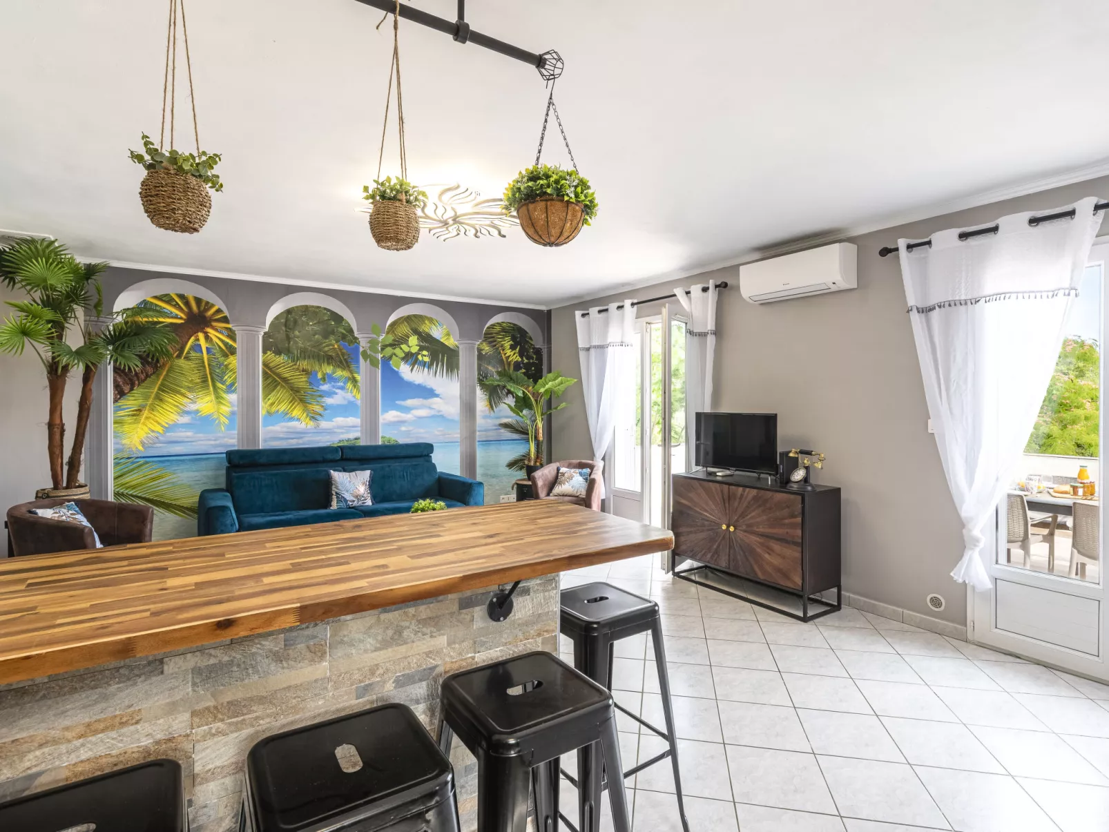 Casa Ferran-Inside