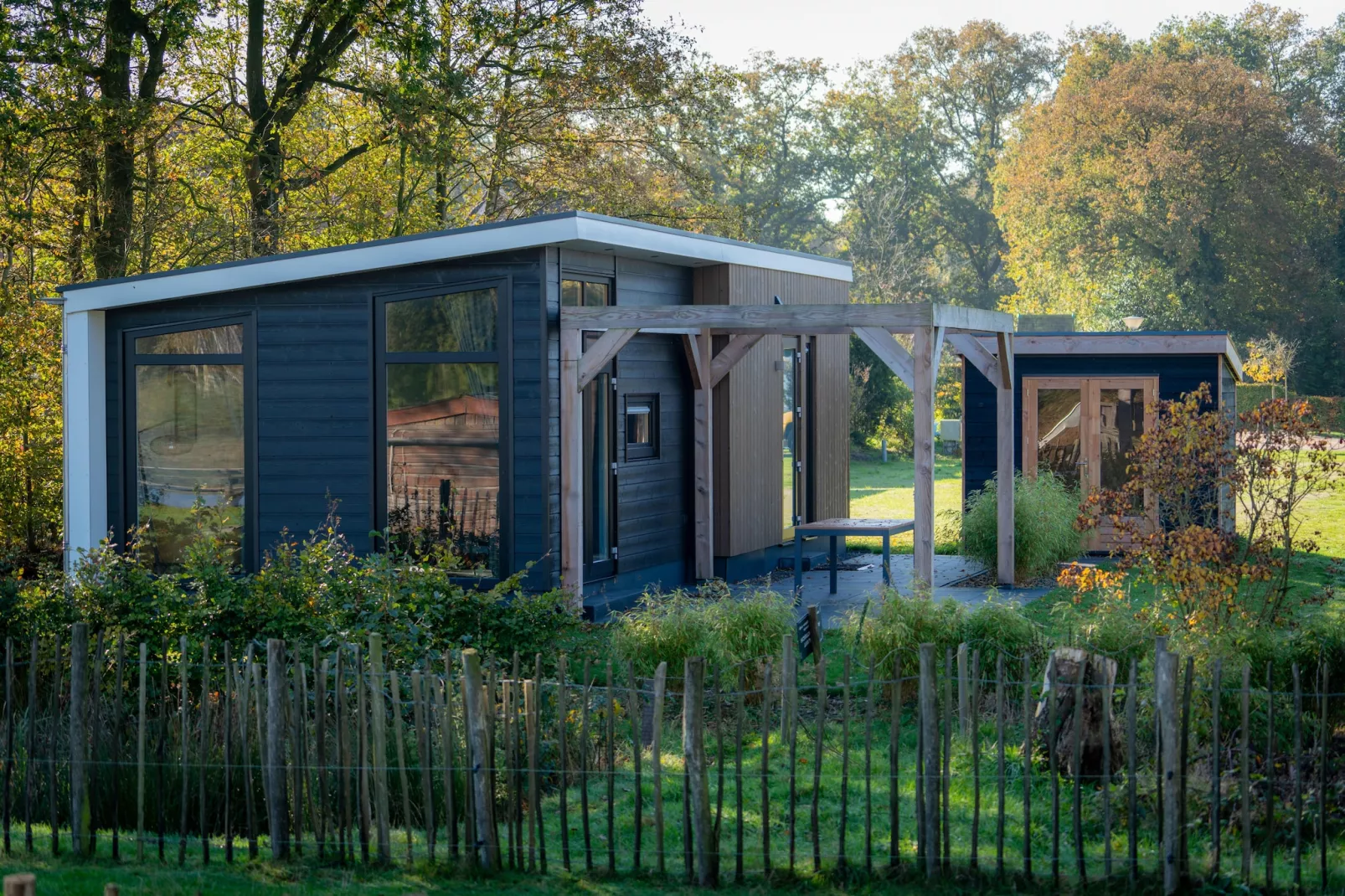 Yn 't Bosk 11-Exterior in summer