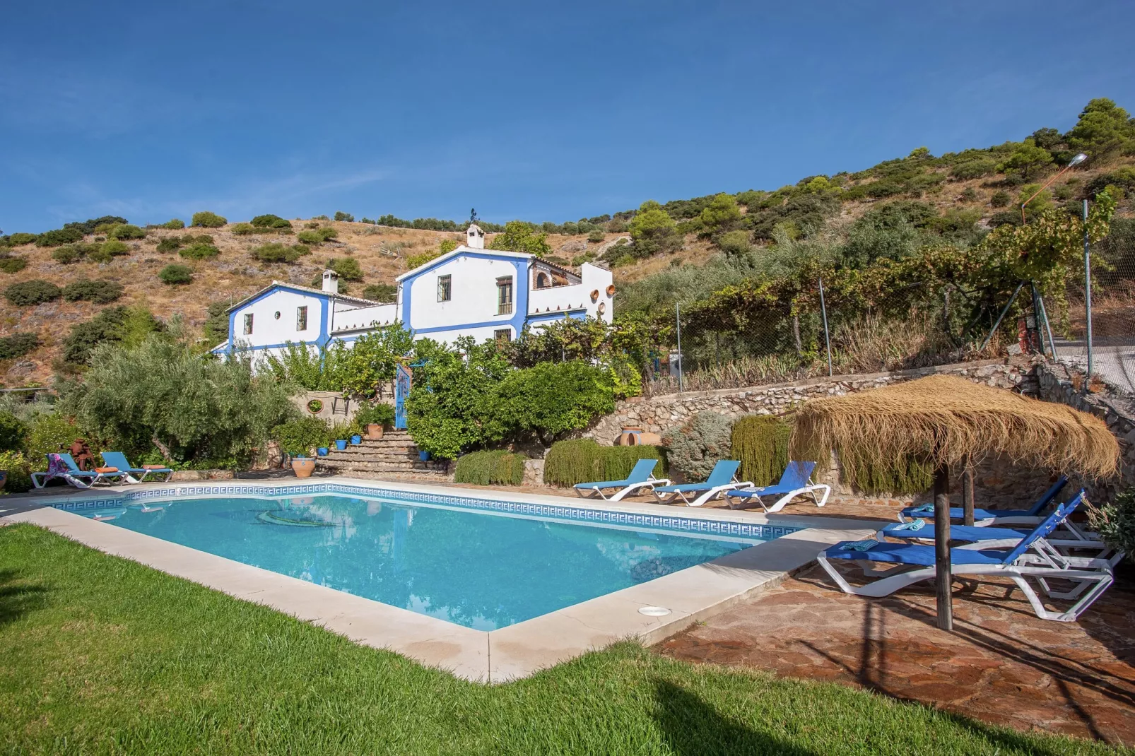 La Buhardilla-Swimming pool