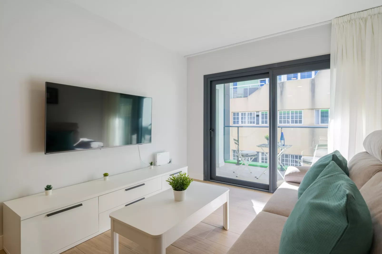Urban Square 3A5 By CanariasGetaway-Living room