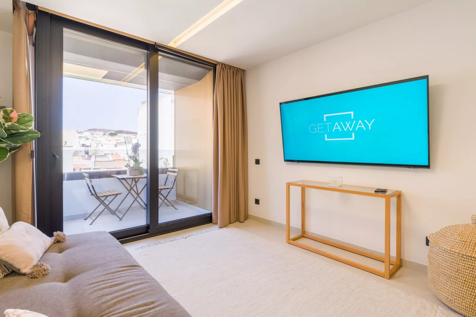 Bella Vita By CanariasGetaway-Living room