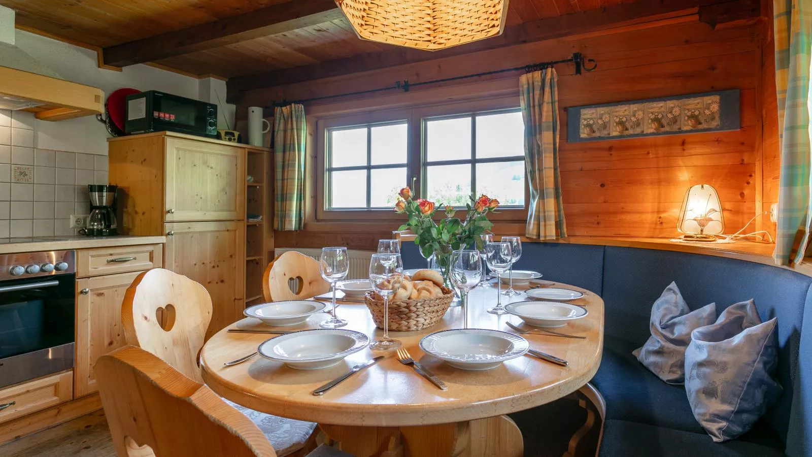 Zaustoi Altes Haus-Dining room