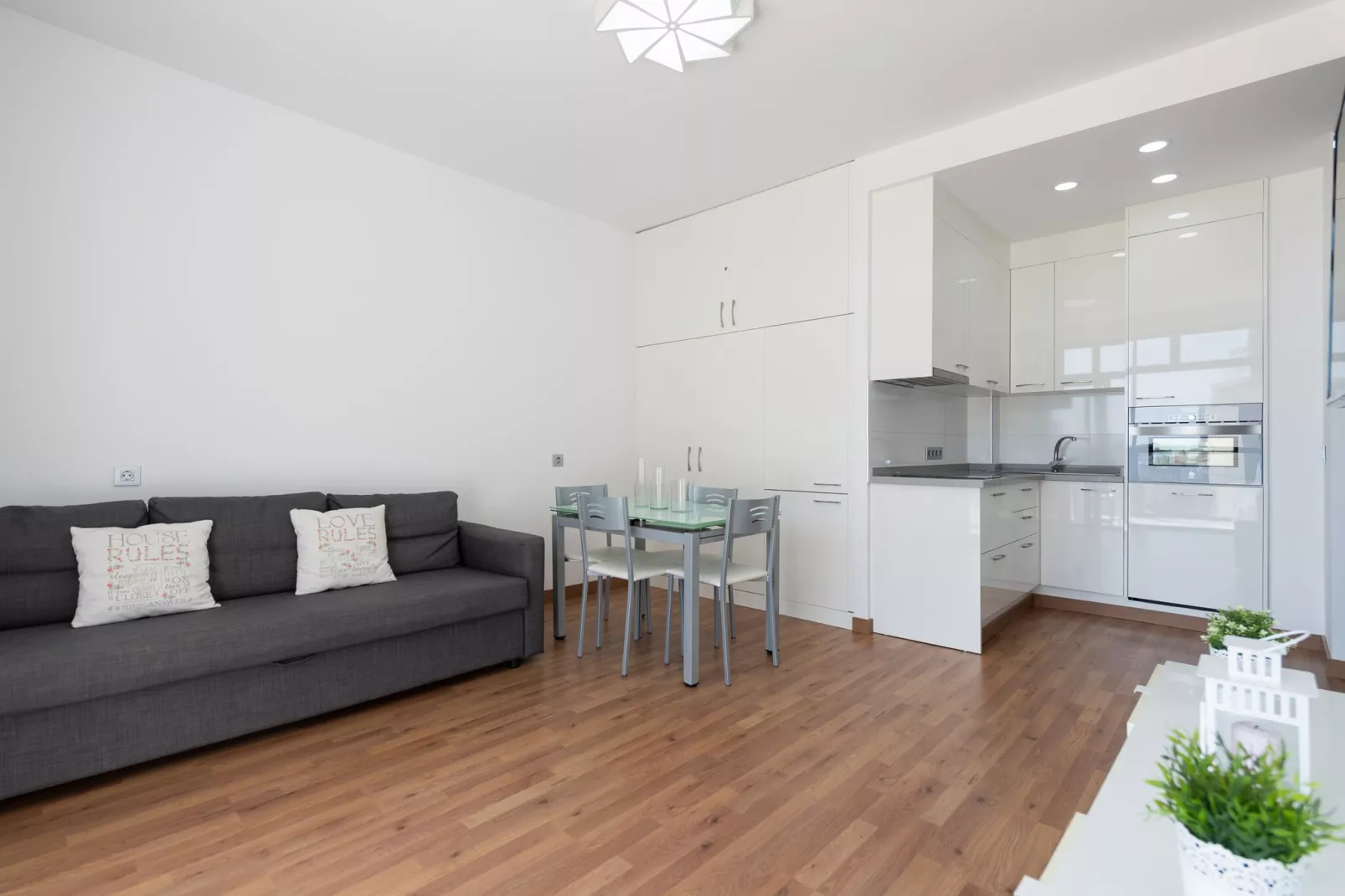 Lovely balcony sea views By CanariasGetaway-Living room