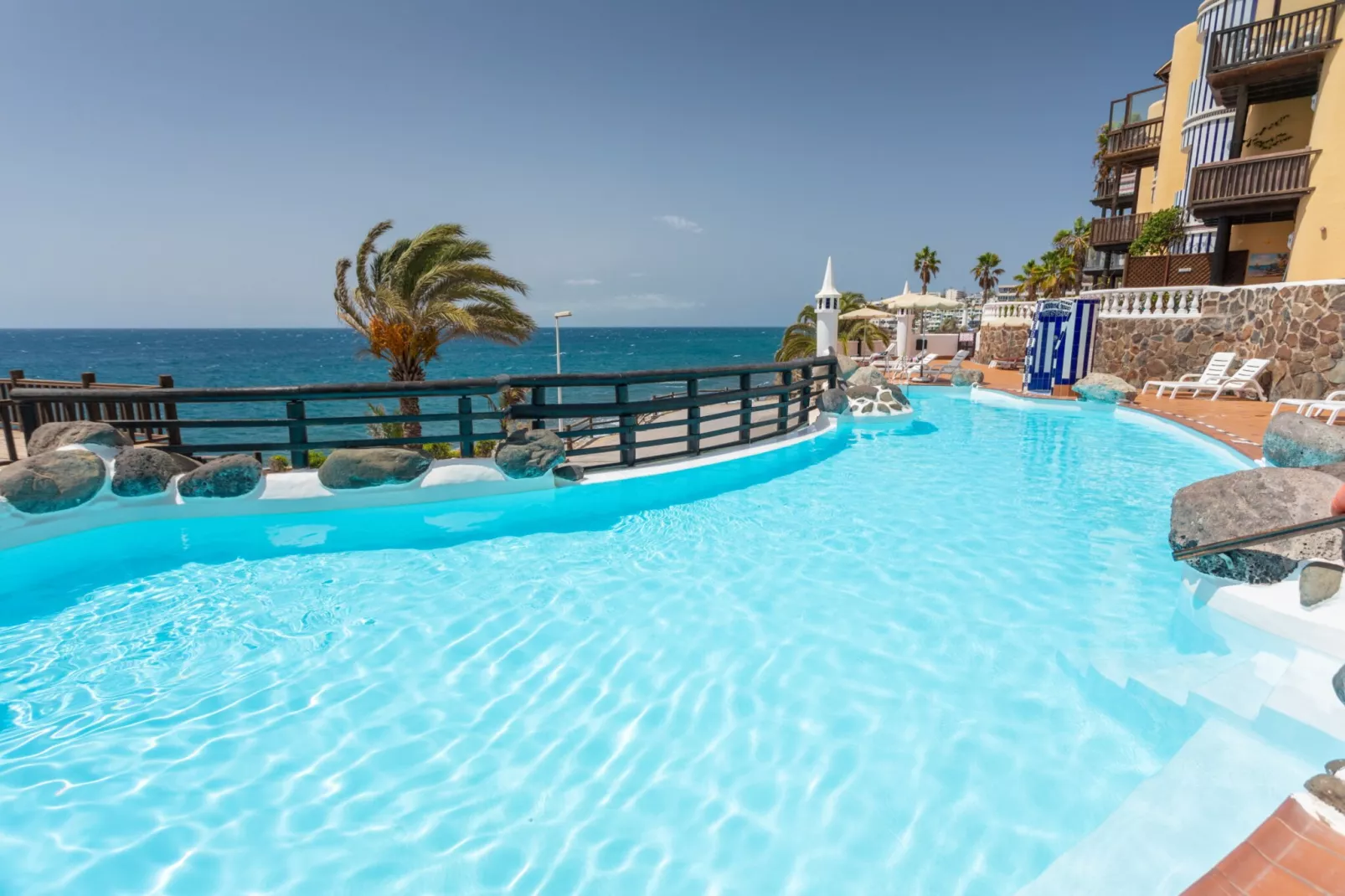 Altamar 44 balcony&pool By CanariasGetaway-Schwimmbad