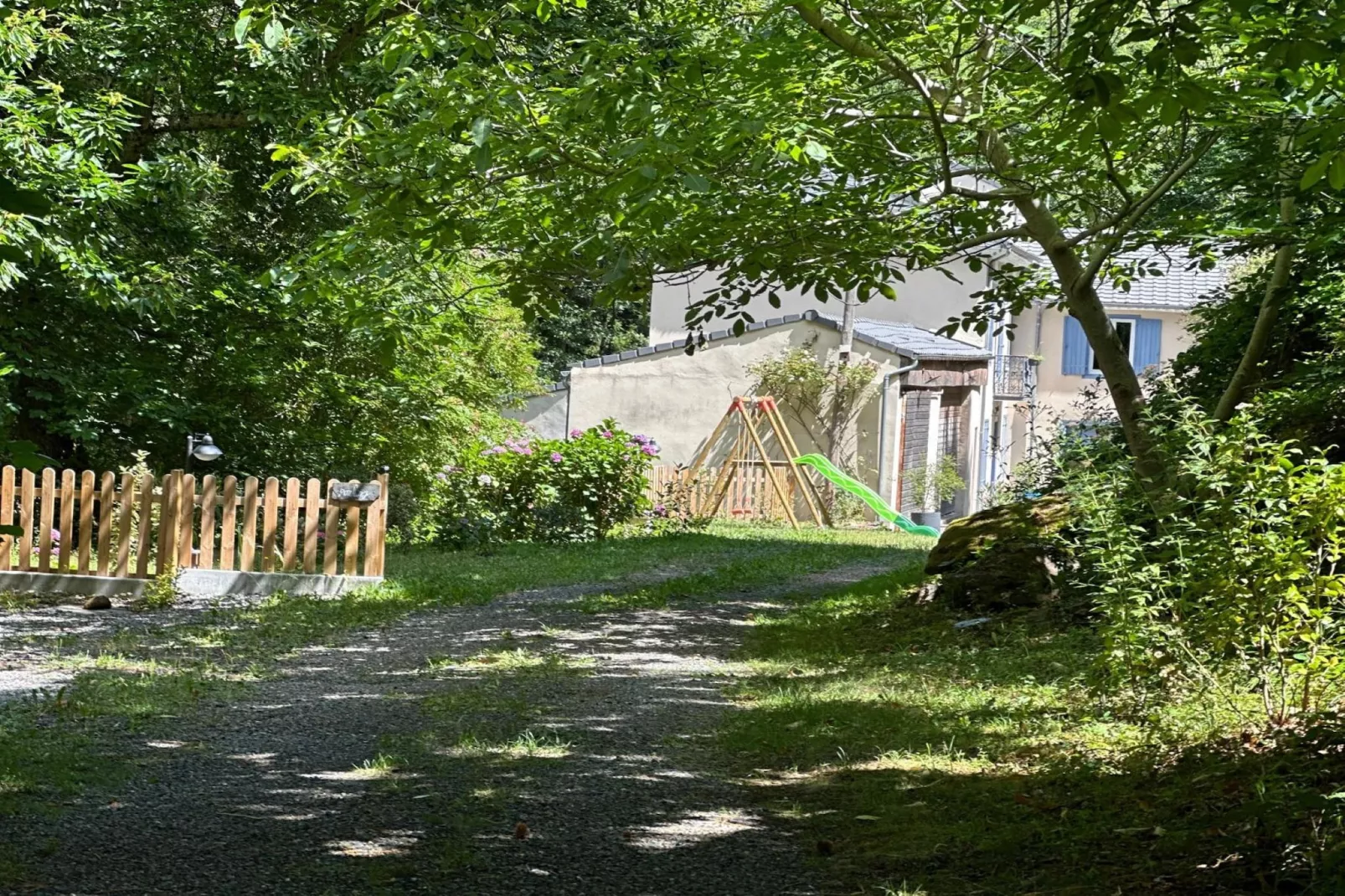 Le Moulin de Camelière-Außenbereich Sommer