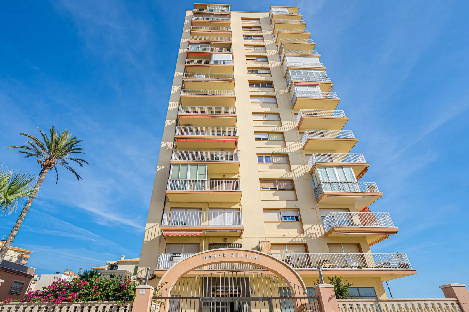 APARTAMENTO 1 LINEA-Außenbereich Sommer