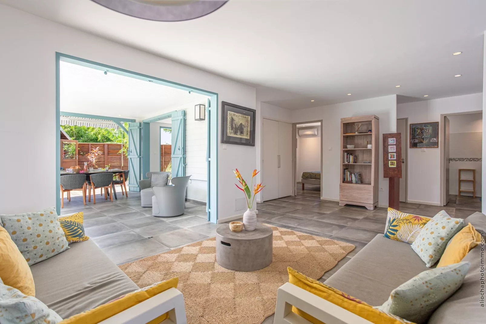 2 Villas avec 2 Piscines-Wohnzimmer