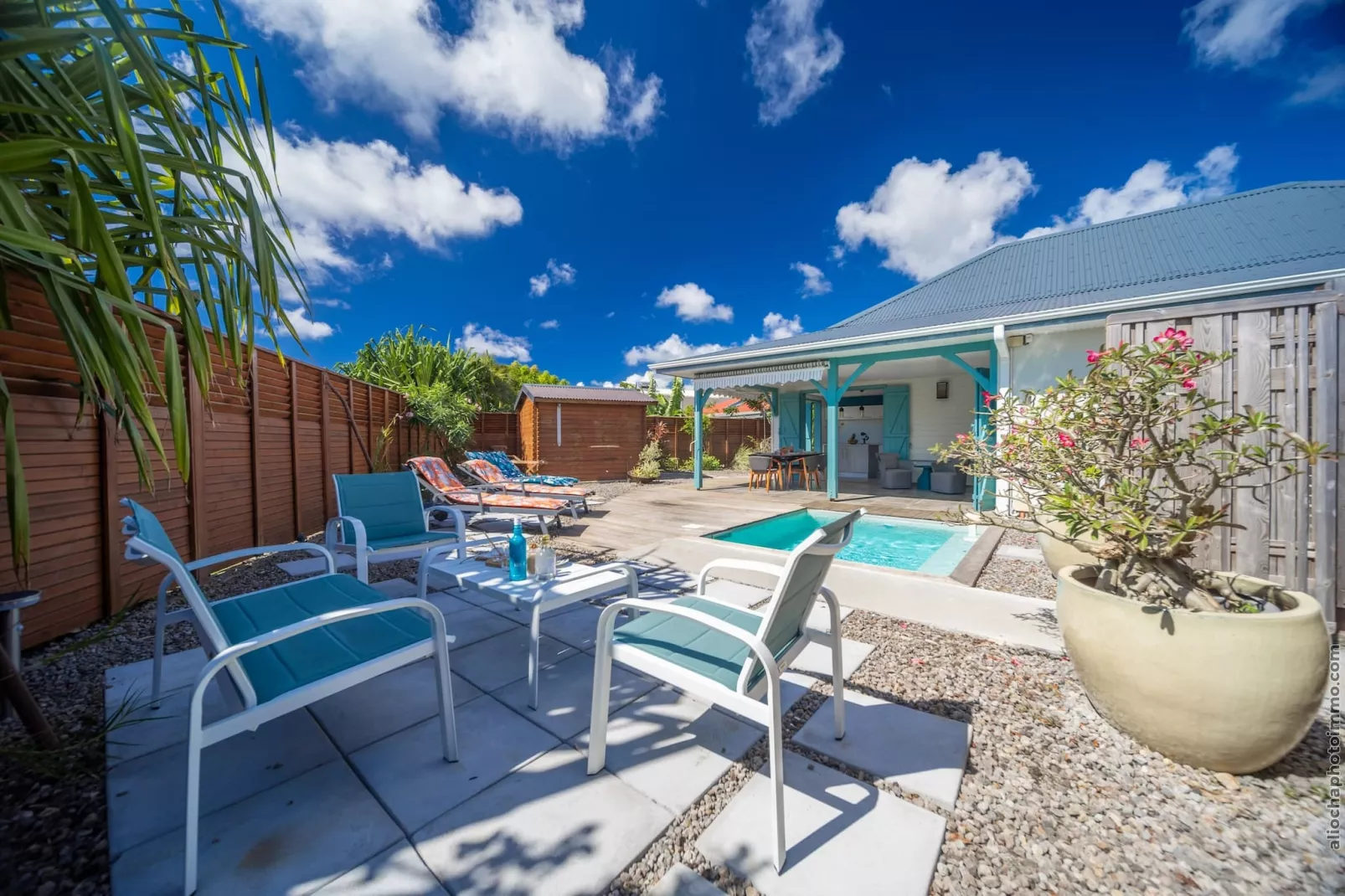 Villa Serenity: Piscine, Confort et Plage à 5 min-Schwimmbad