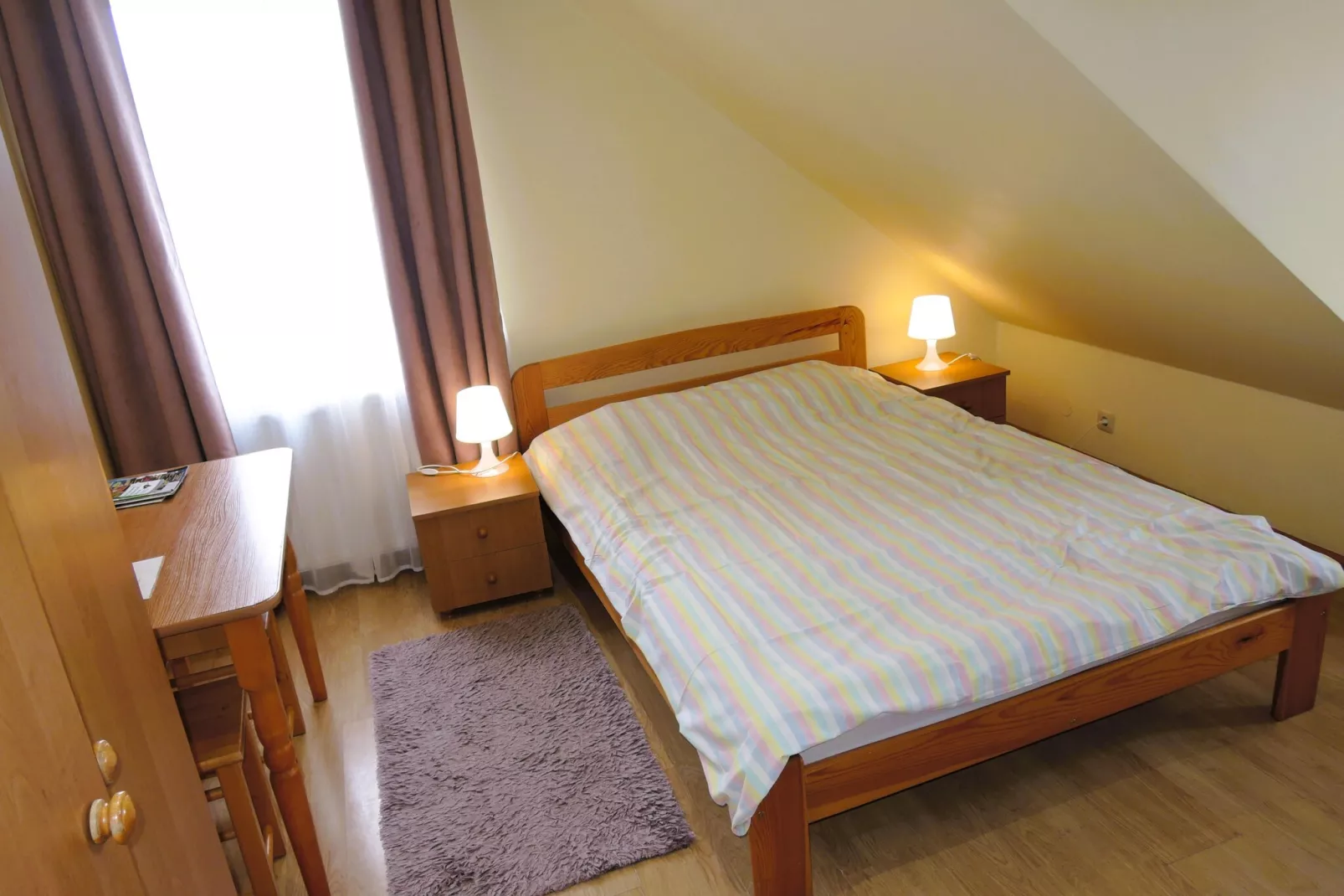 Pokój 2 osobowy nr 6 - widok na Zalew-Bedroom