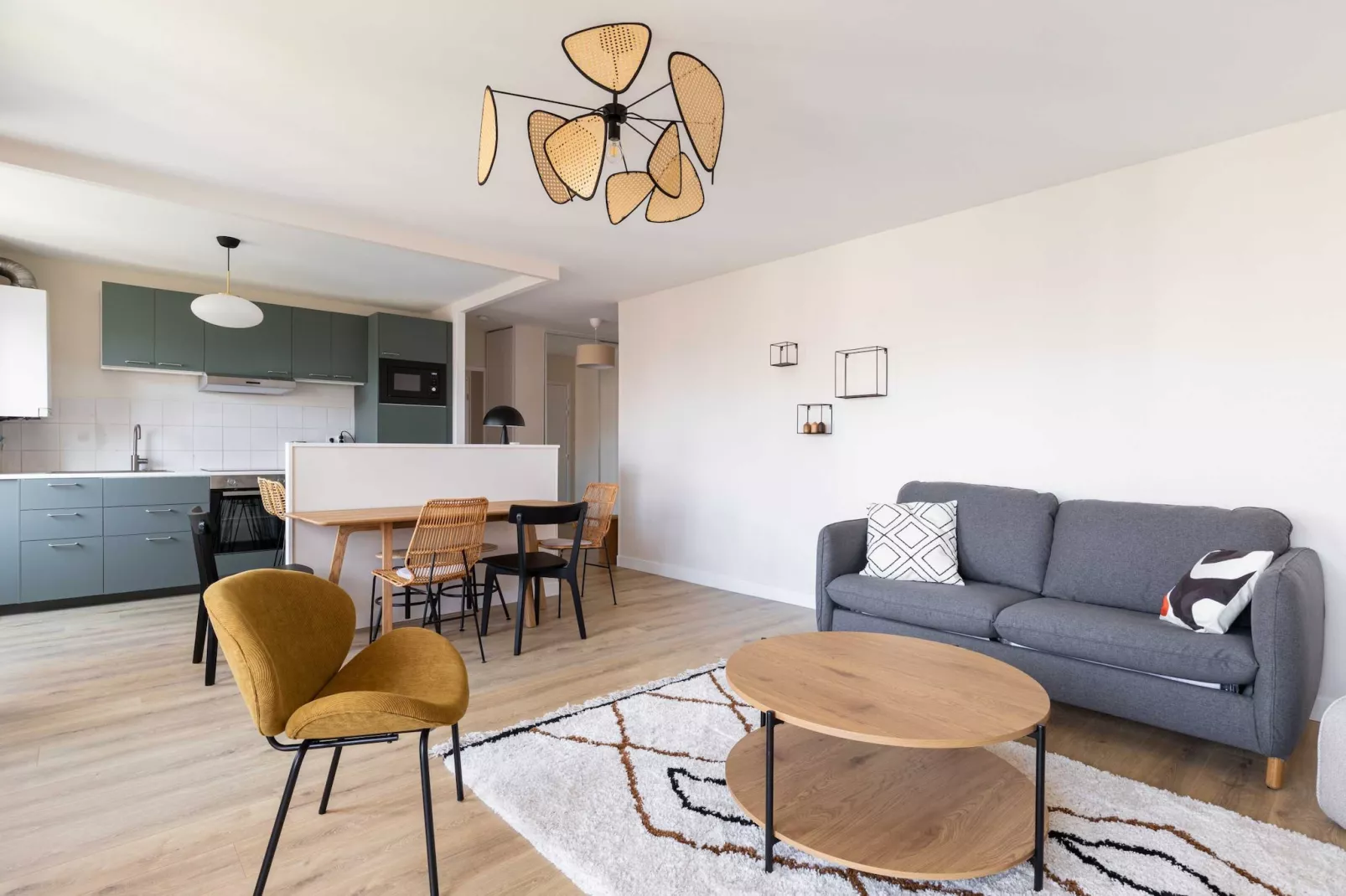 BR-12-REPUBLIQUE-Living room