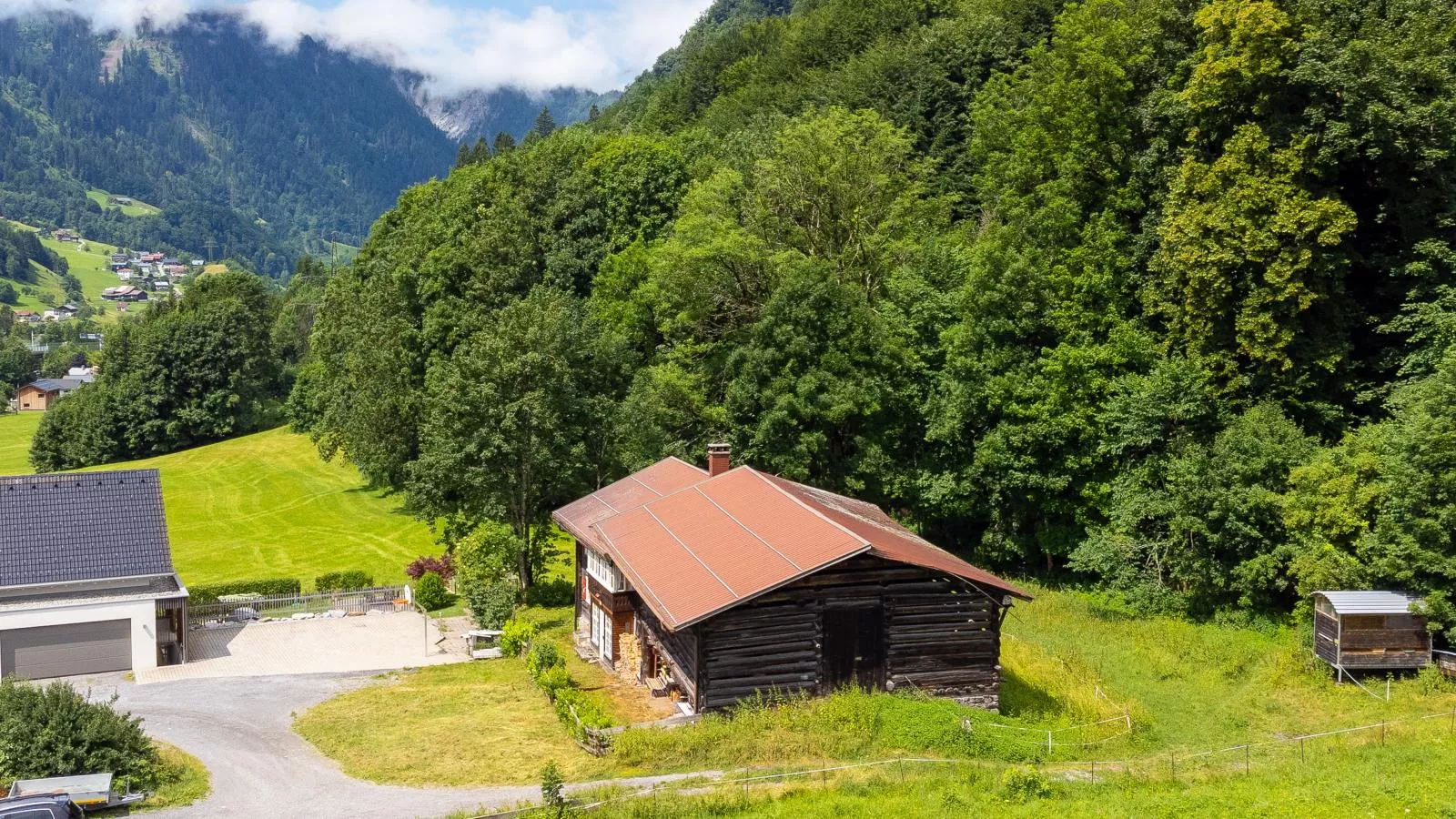 Waldhüsle-Exterior in summer