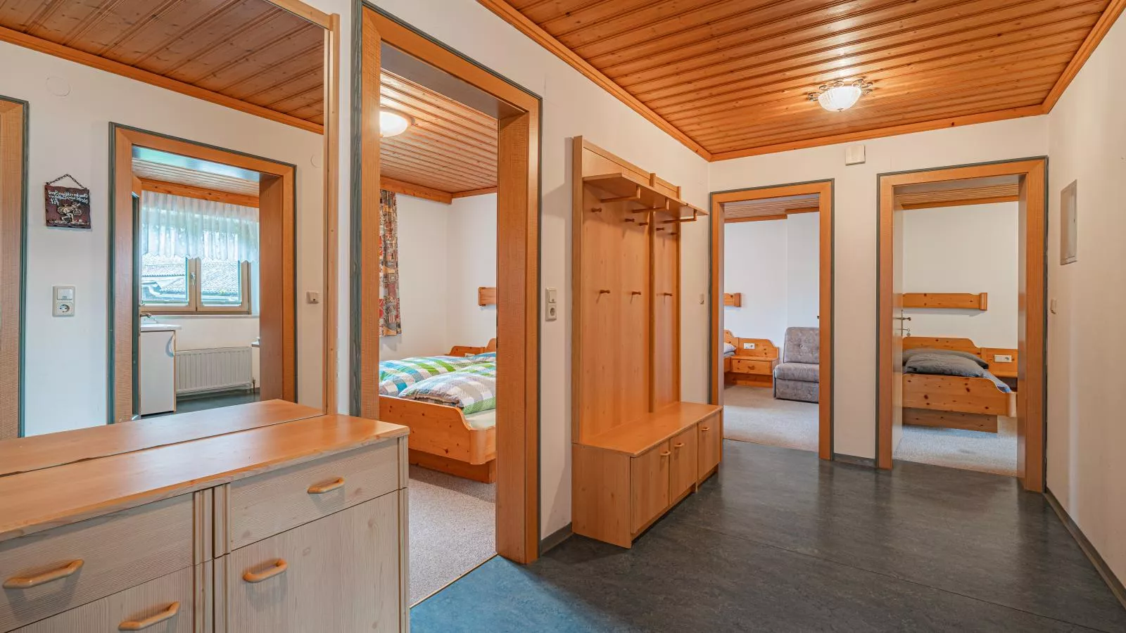 Kitzsteinhorn-Hall & reception