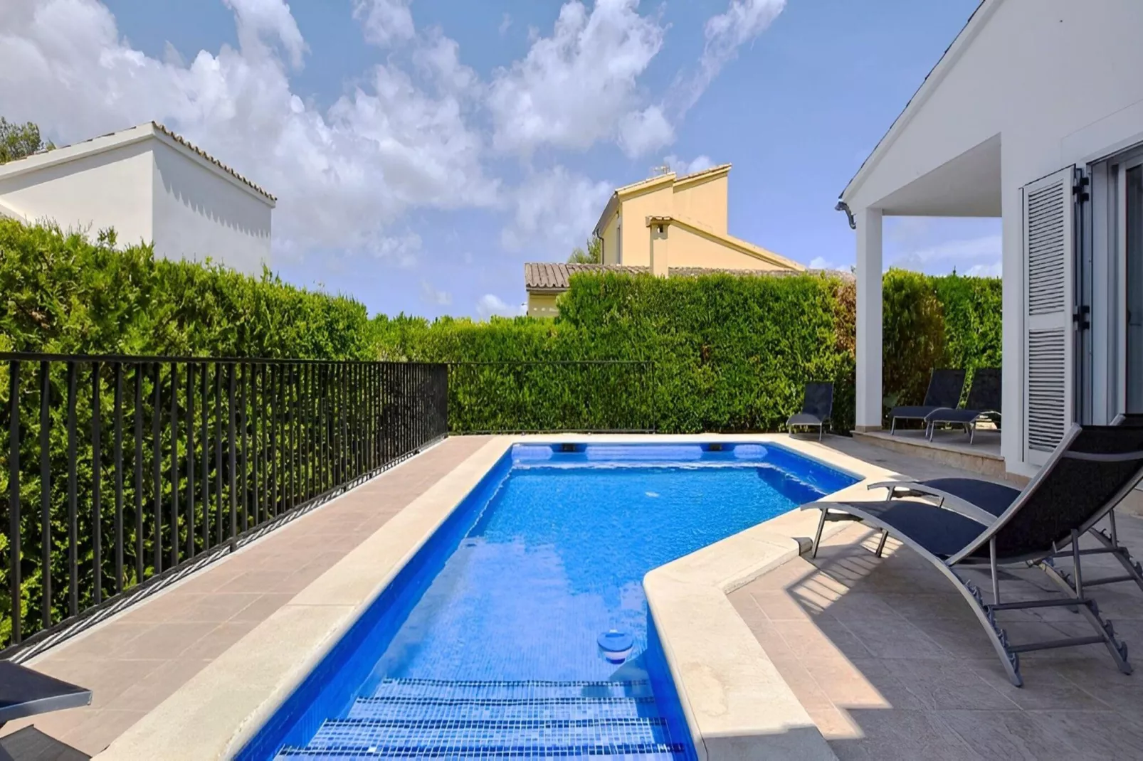 Villa Calma-Schwimmbad