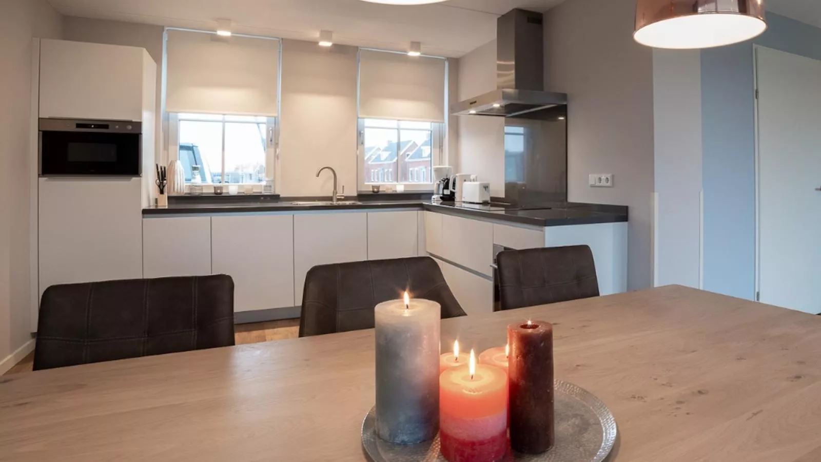Coast  Calm 71-Dining room