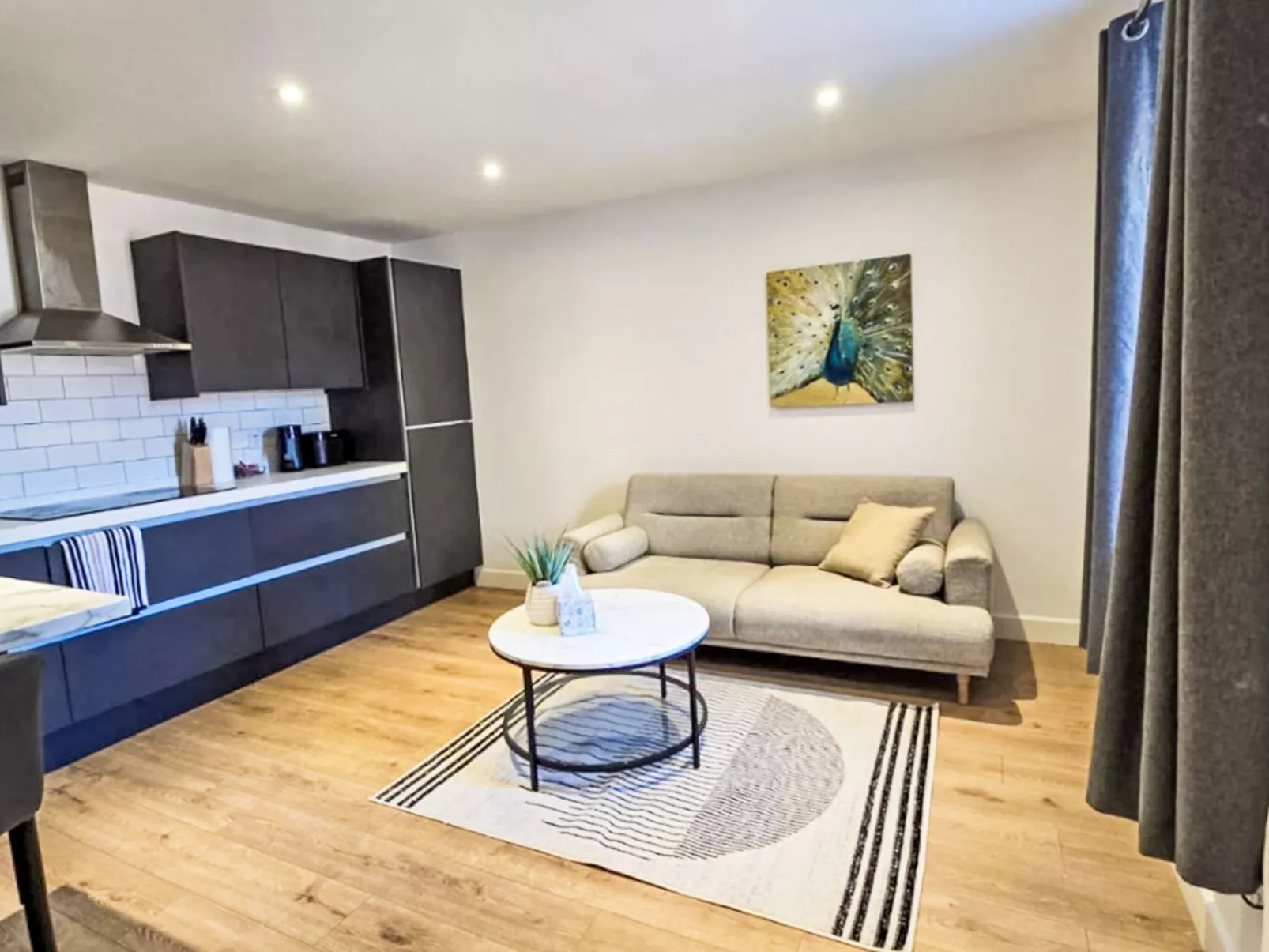Fishertown Apartment-Inside