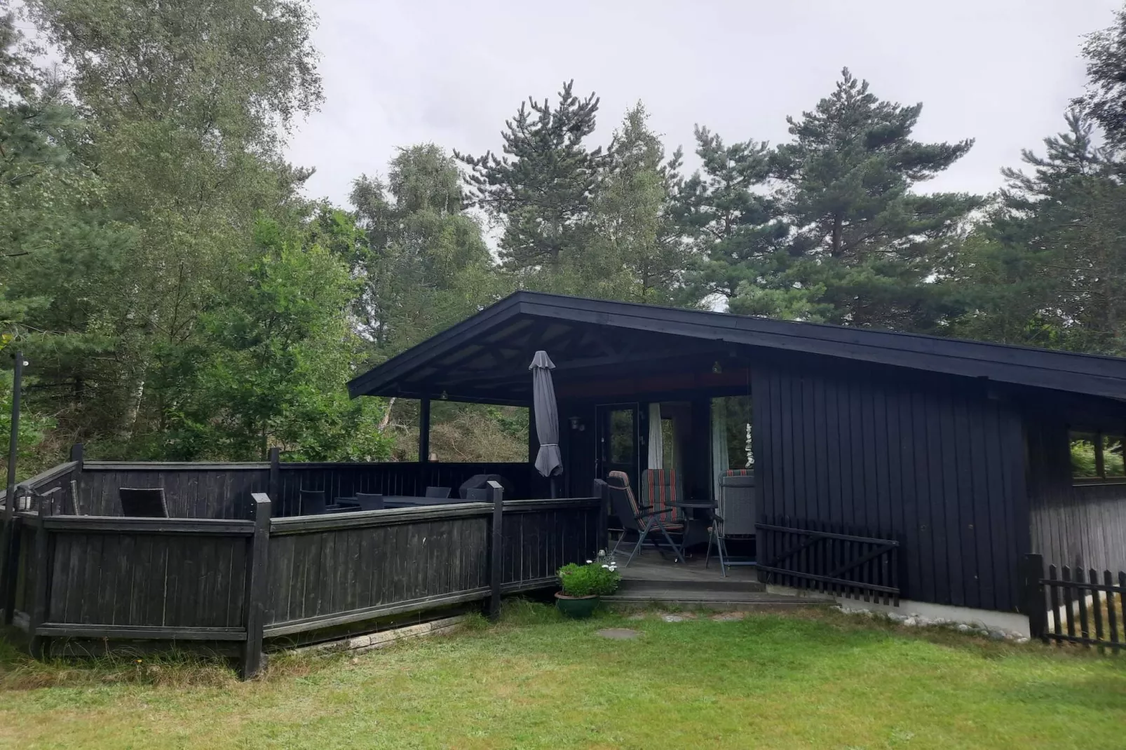 Maison de vacances pour 6 a Højby-Extérieur