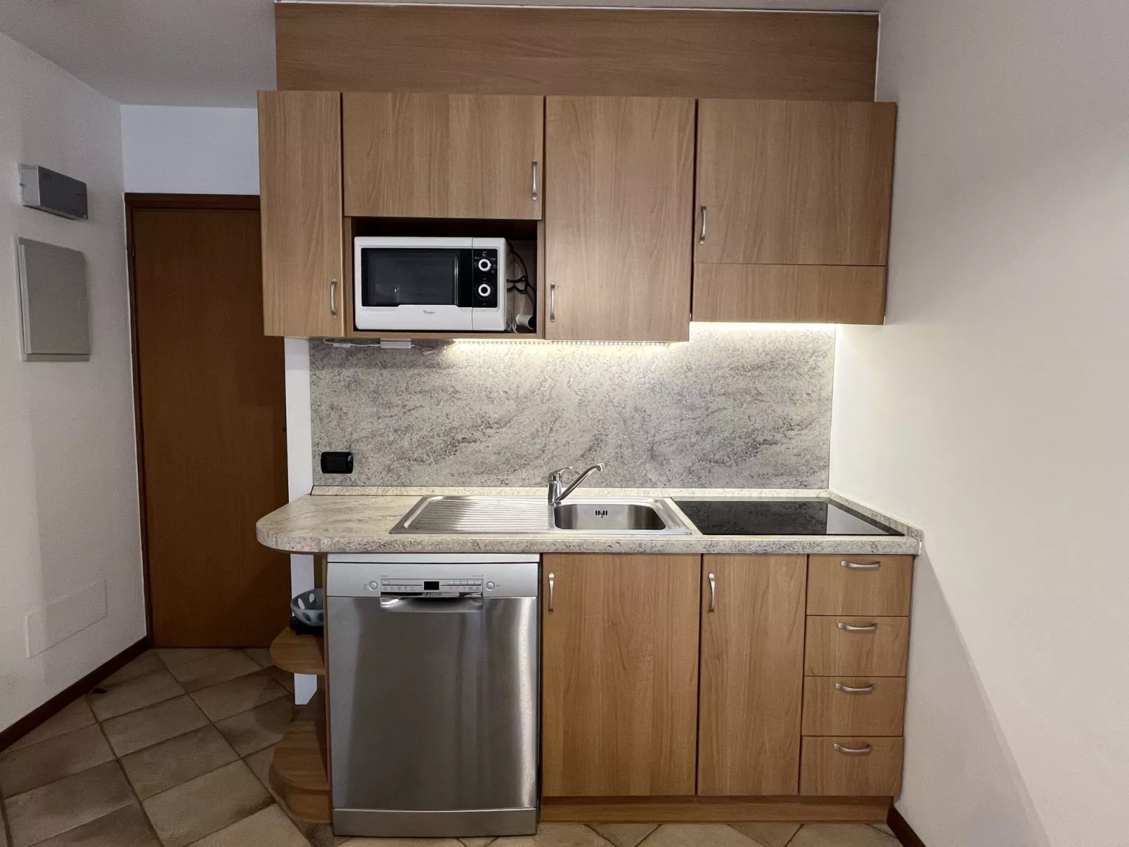 Baldo Living Apartment-Inside