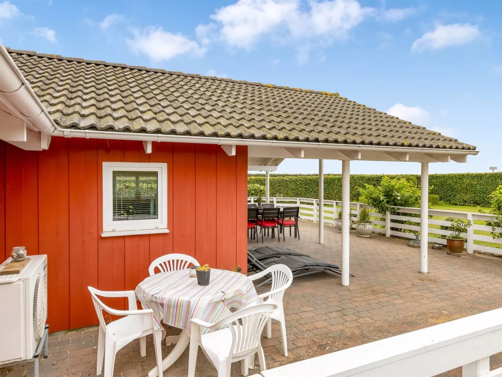 "Trifun" - 300m from the sea-Dehors