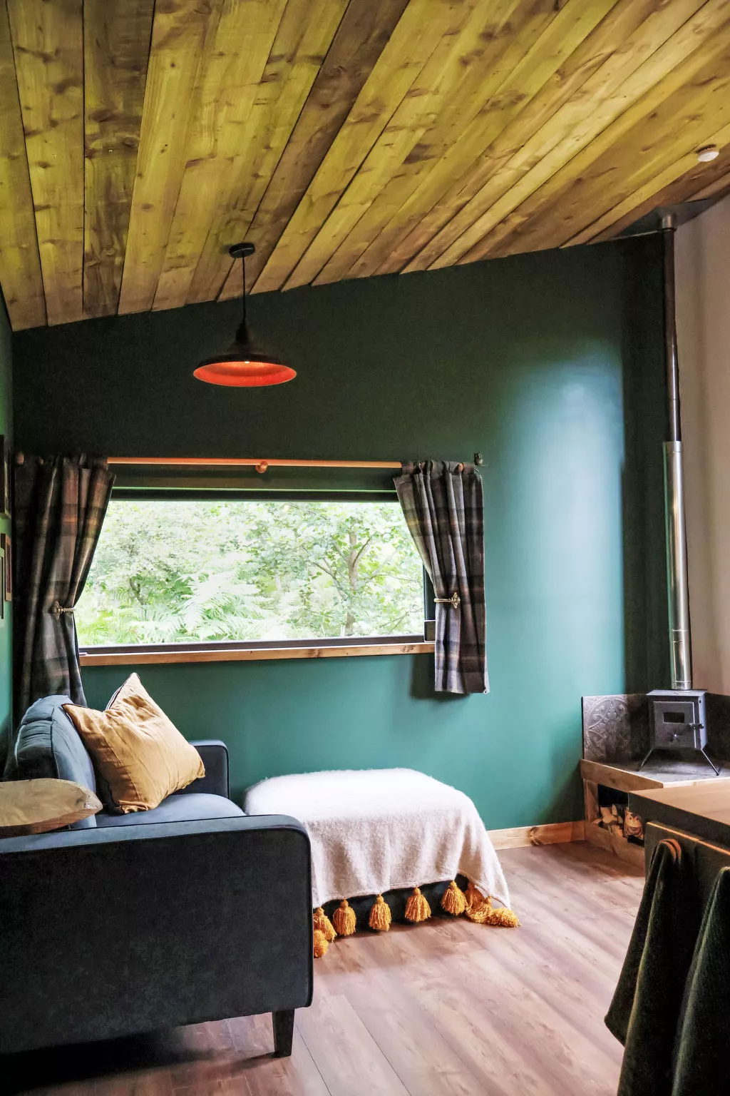 G-Wilderness Cabin-Inside