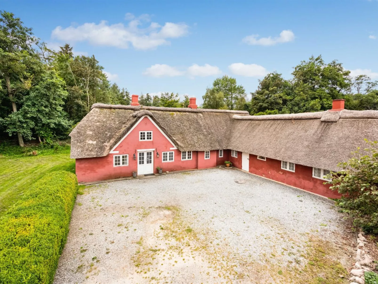 "Yrjö" - 2.5km from the sea-Outside