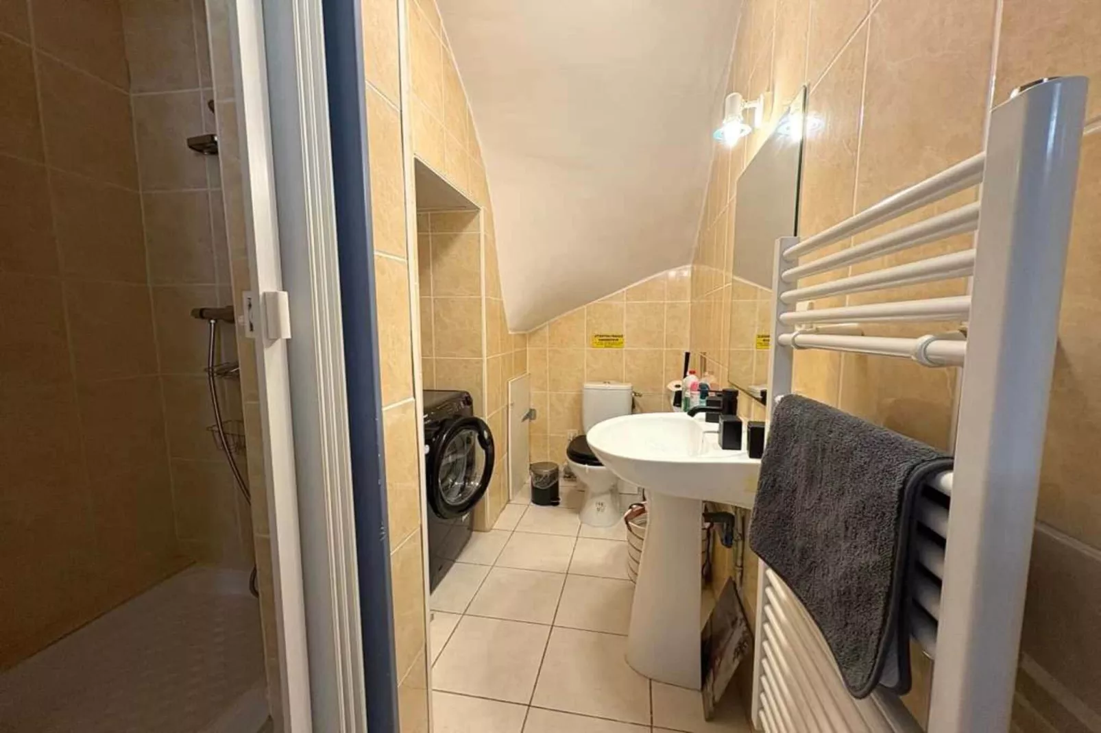 54 Charme et Confort-Badezimmer