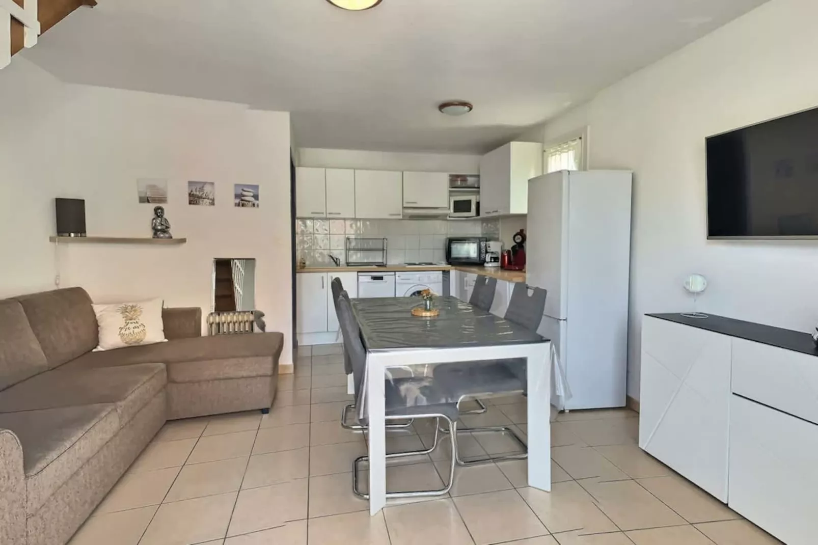 169 SAVARY-Dining room