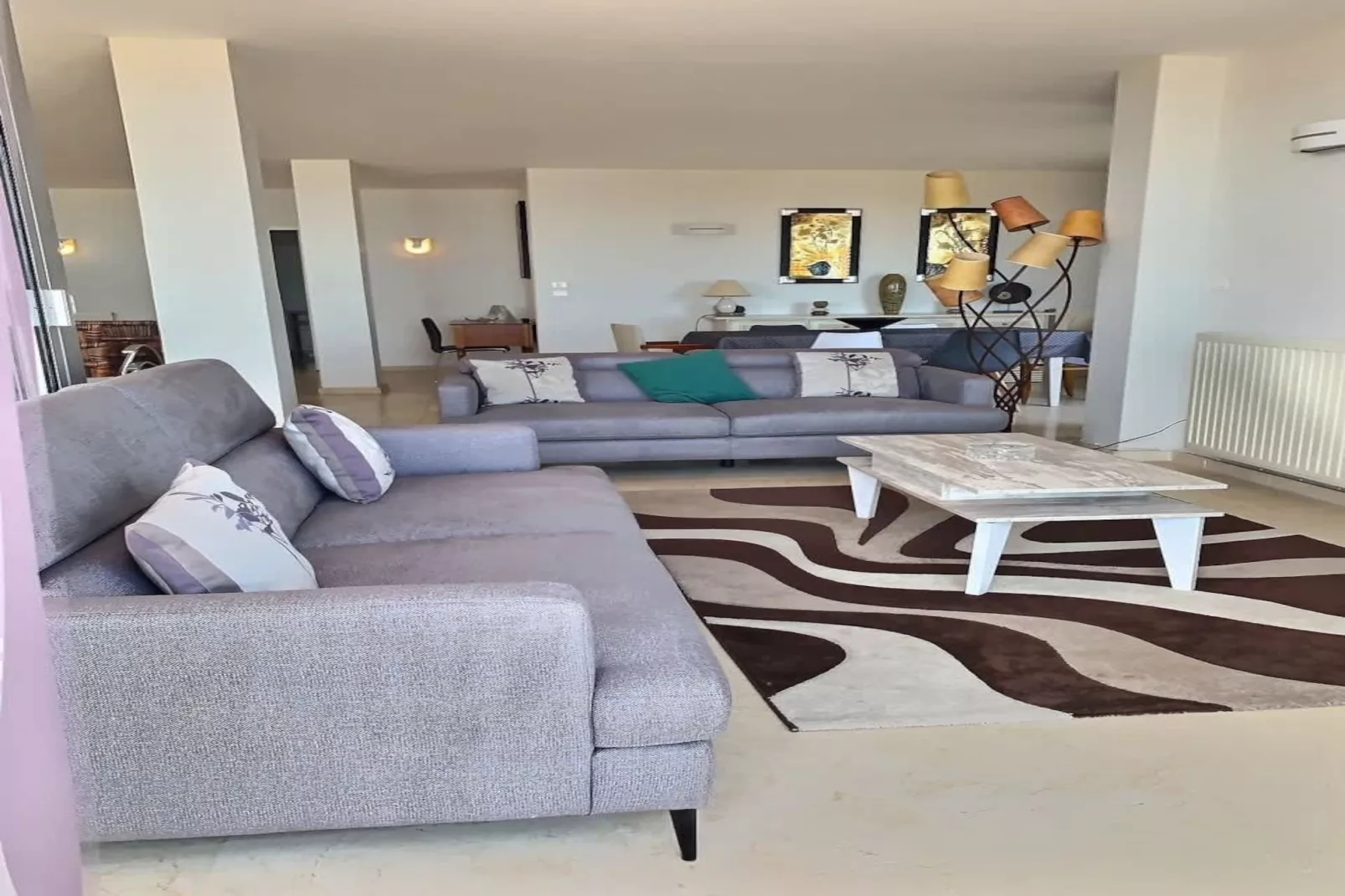 156 LENGAY (301)-Living room