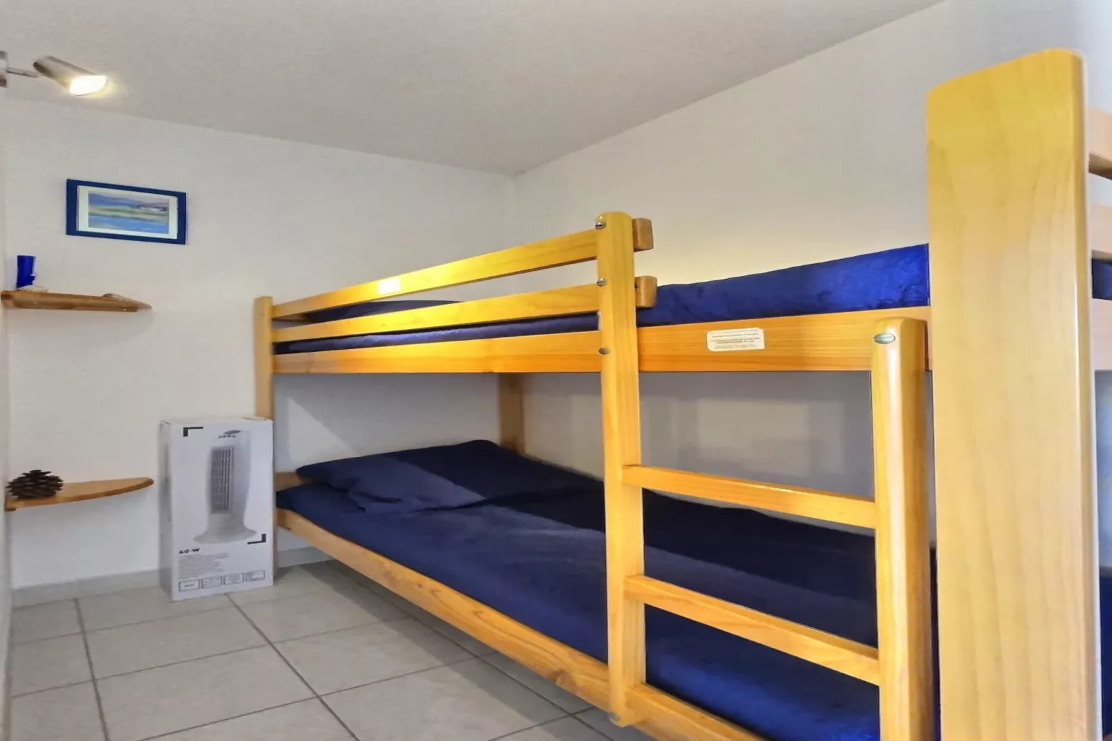 LOU 180 DESSELLE-Chambre