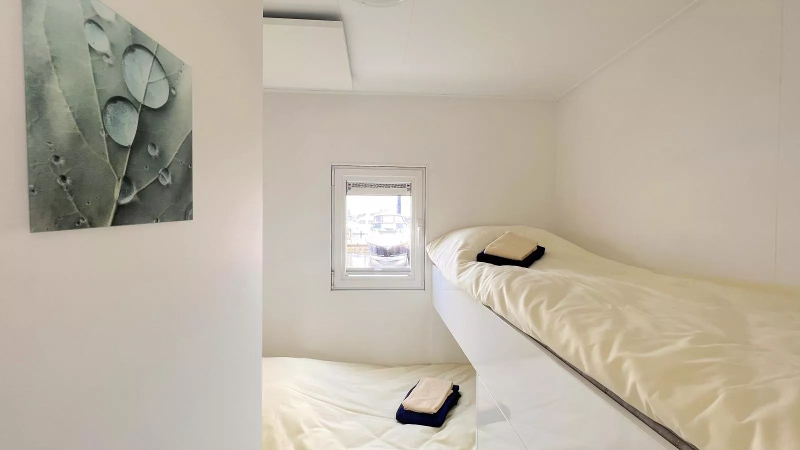 Mi La Luna-Bedroom