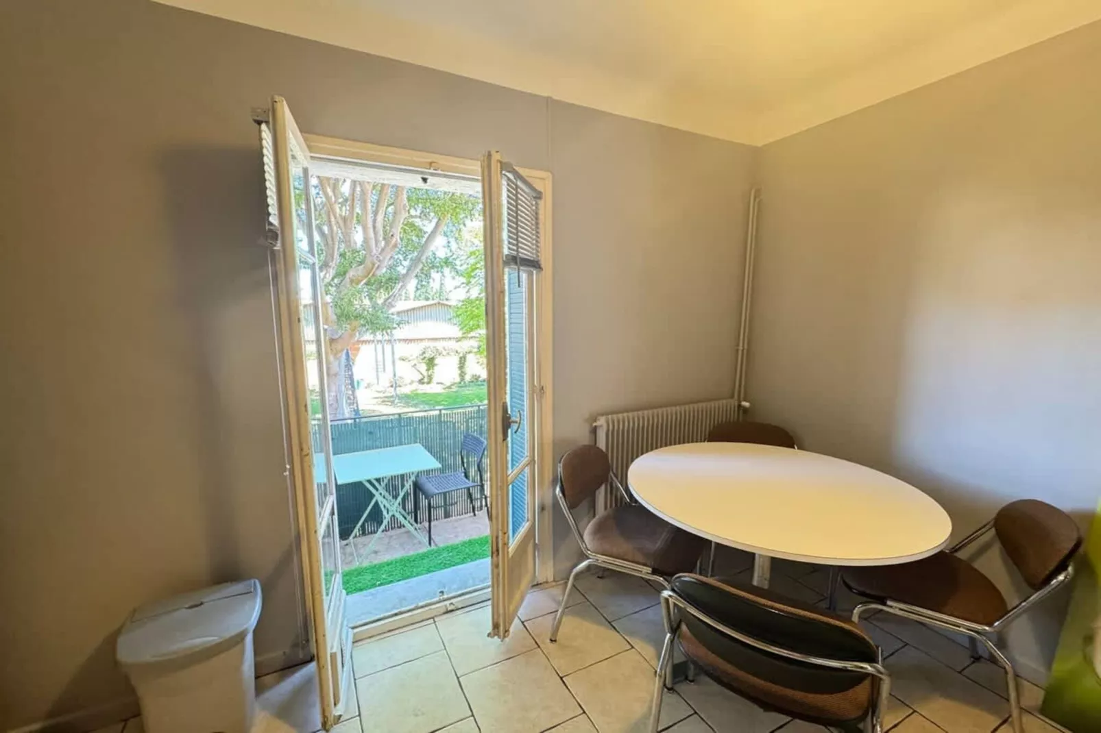 68 Charmant T3-Terrasse/Balkon