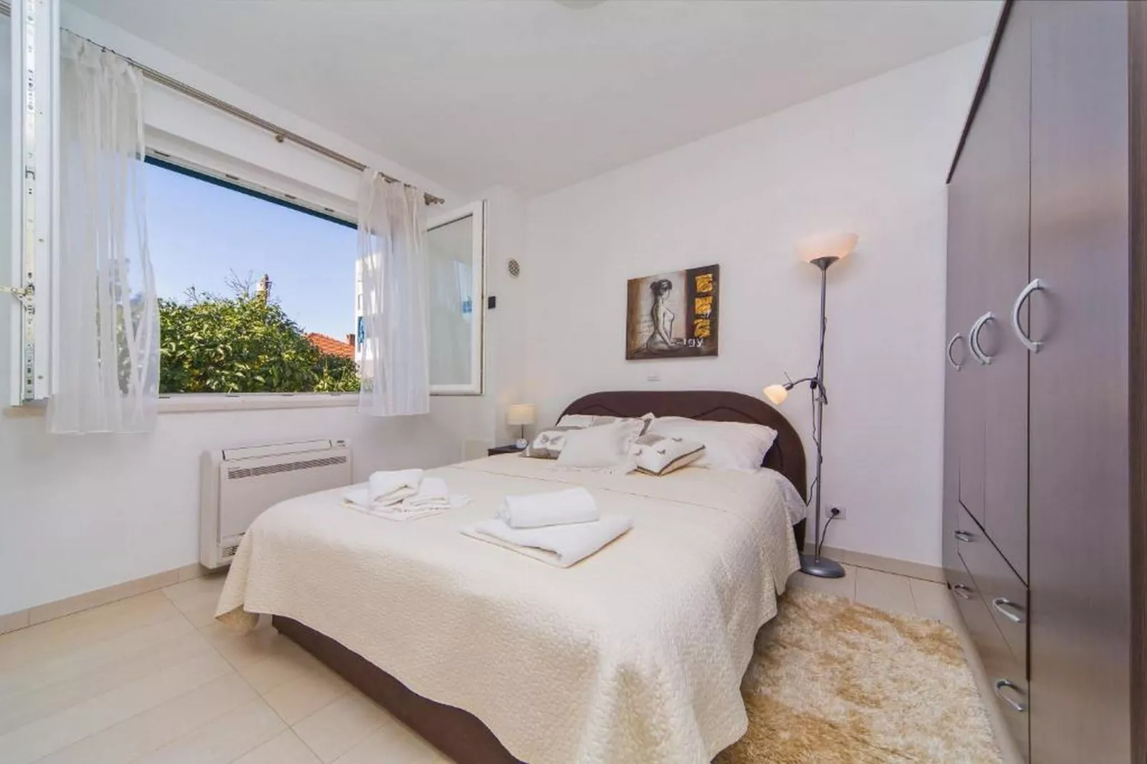 4B Apartments - Two Bedroom Apartment with Balcony A1-Schlafzimmer