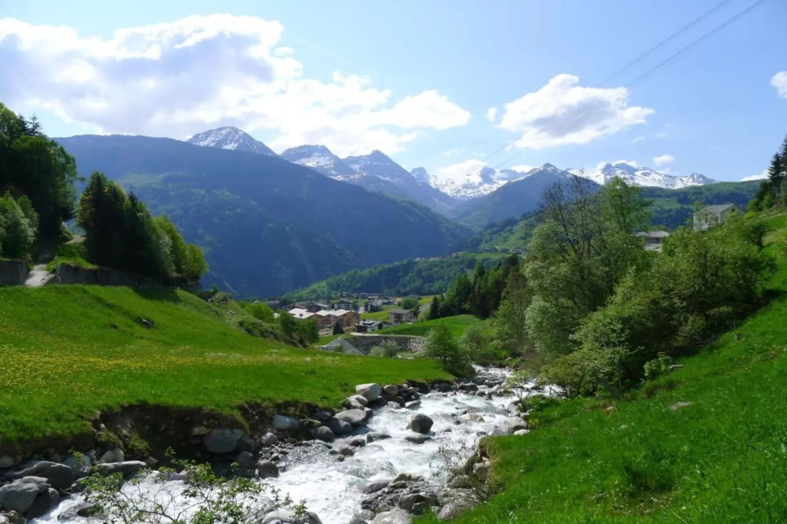 La Sclarida-Areas within 5km in summer