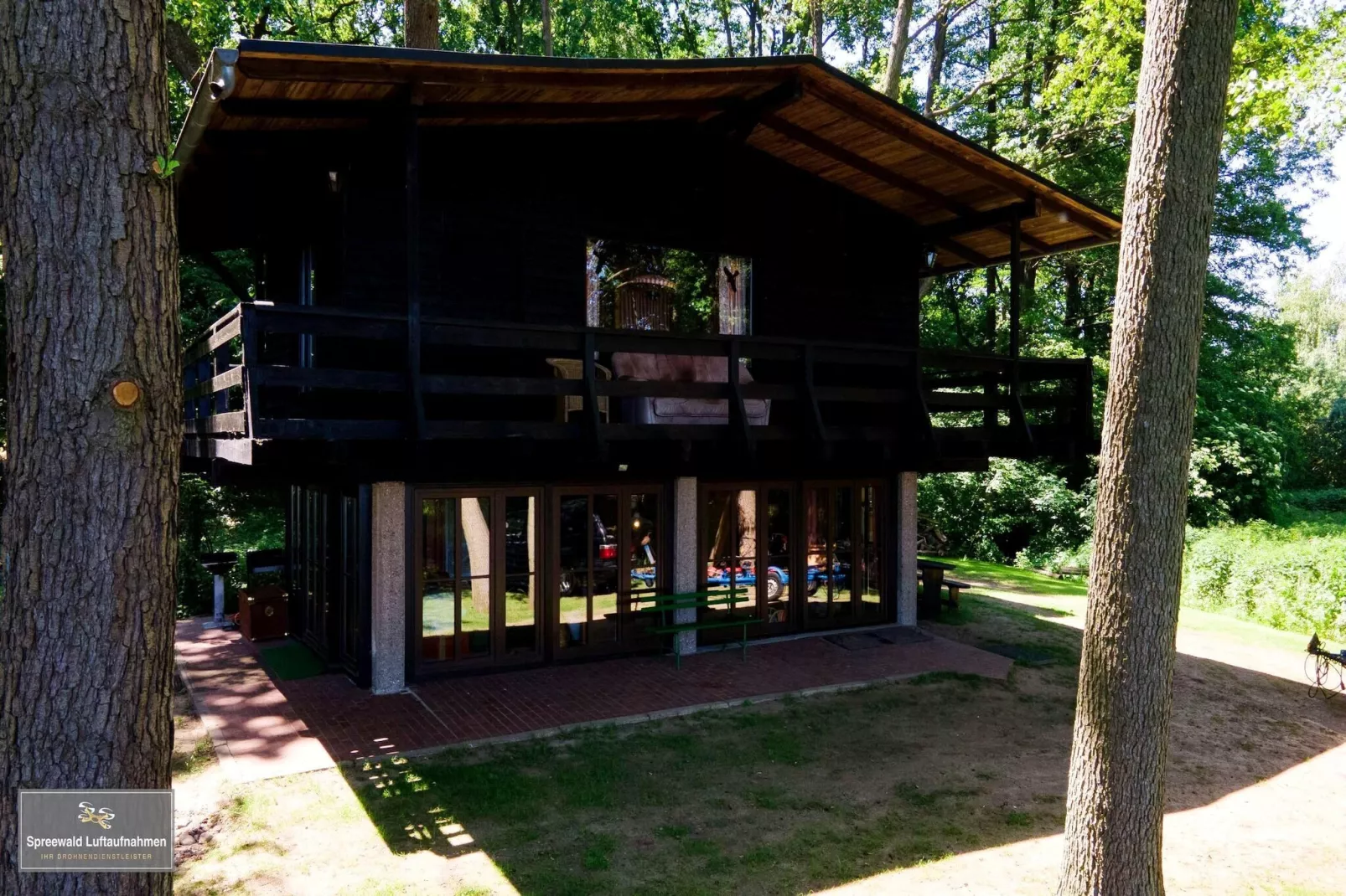 Ferienhaus am See-Exterior in summer