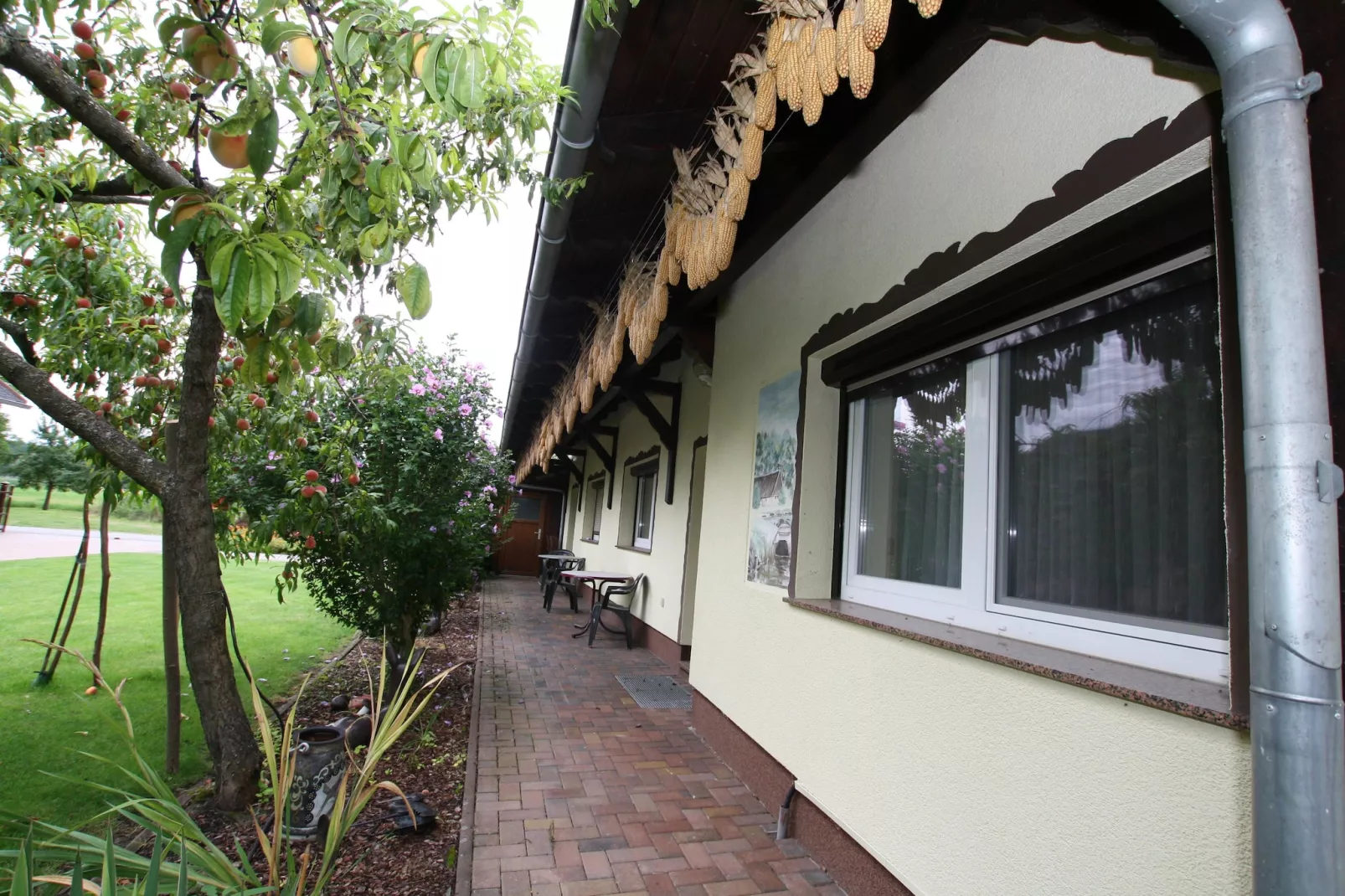 Reihenbungalow an einem Spreearm-Hall & reception