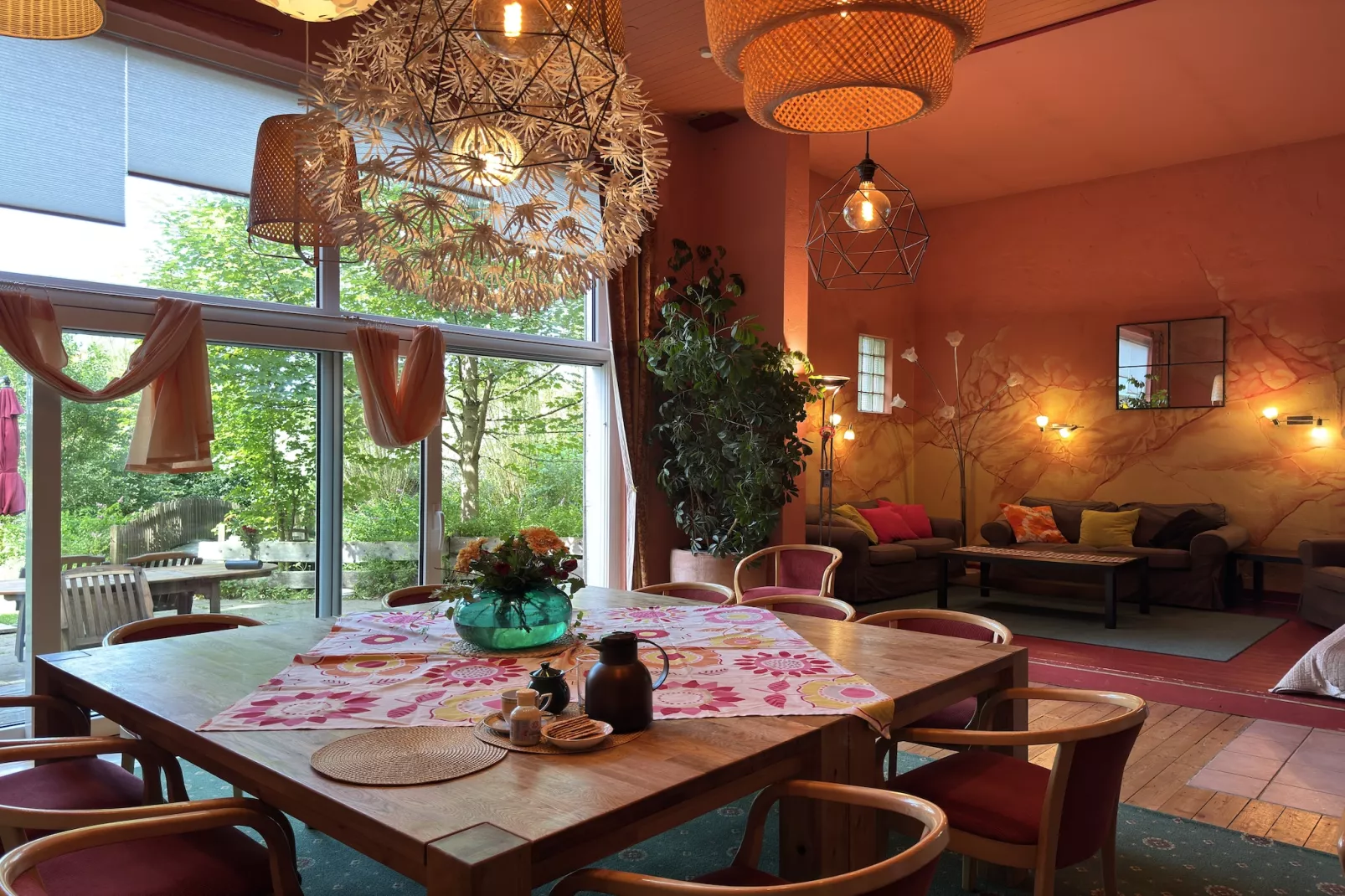 20 Personen-Living room