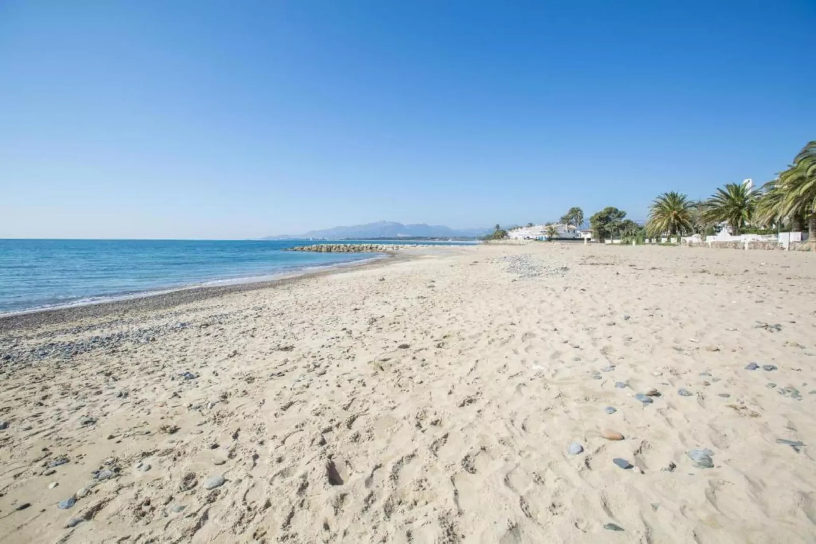 Nobis Los Pinos-Gebiete Sommer 1 km
