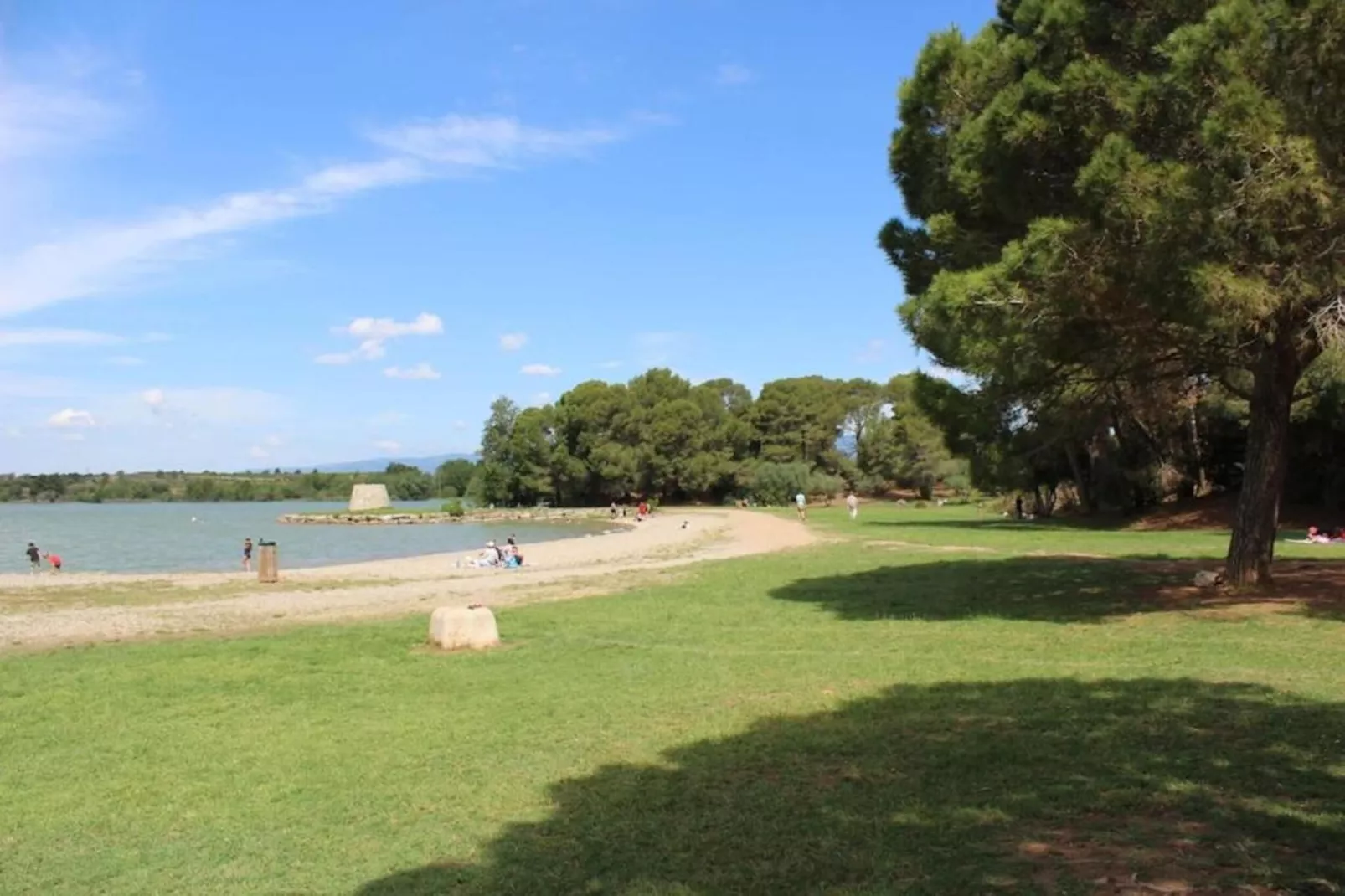 Eclat-Areas within 5km in summer